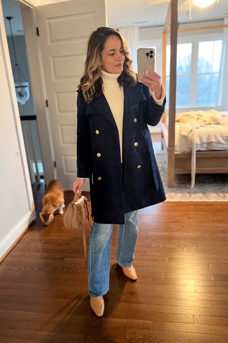 Wearing today 

Sweater: xxs 
Jeans: my exact jeans are from
J.crew last year,  but are sold out. Linking a similar style - petite 24 
Shoes: tts 
Bag: unable to link in LTK polene un nano in textured tan 

#LTKSeasonal