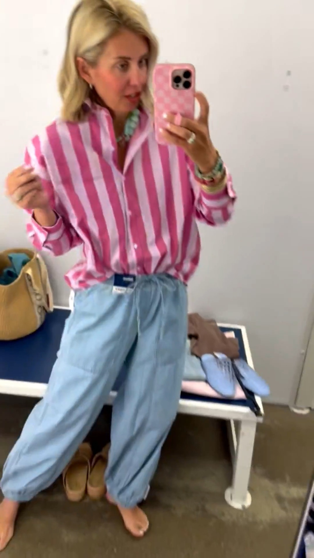 Cuteness overload!! Obsessed with these stripes and this outfit is coming home with me!! 
Top - xs petite
Jogger Jeans - small (need xs)

*Use my Loopy code mixandmatchmadness
*Use my A+B code Catherine20

#LTKdayinmylife #LTKSaleAlert #LTKmomlife