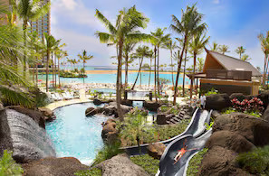 Hilton Hawaiian Village Waikiki Beach Resort | Expedia (US)