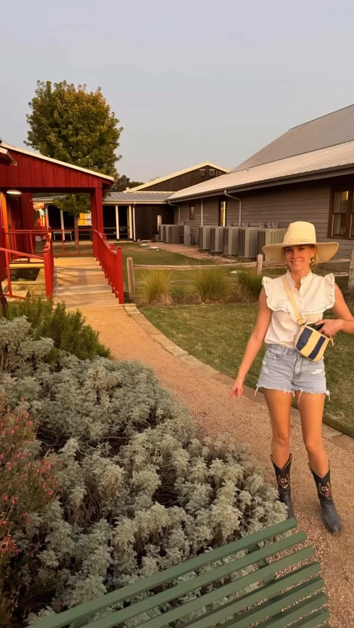 #RoundTop People, I have a new vendor y’all have to checkout! Renee Rangel (@moontower.austin) @excessfield has the best vintage clothes I’ve even seen! I bought 3 items and my husband bought a hat! Have fun out there, y’all! And send me pictures of what you find! My boots are by @frauleinboots and @cvalenciadesign, my hat is @shopsissylight