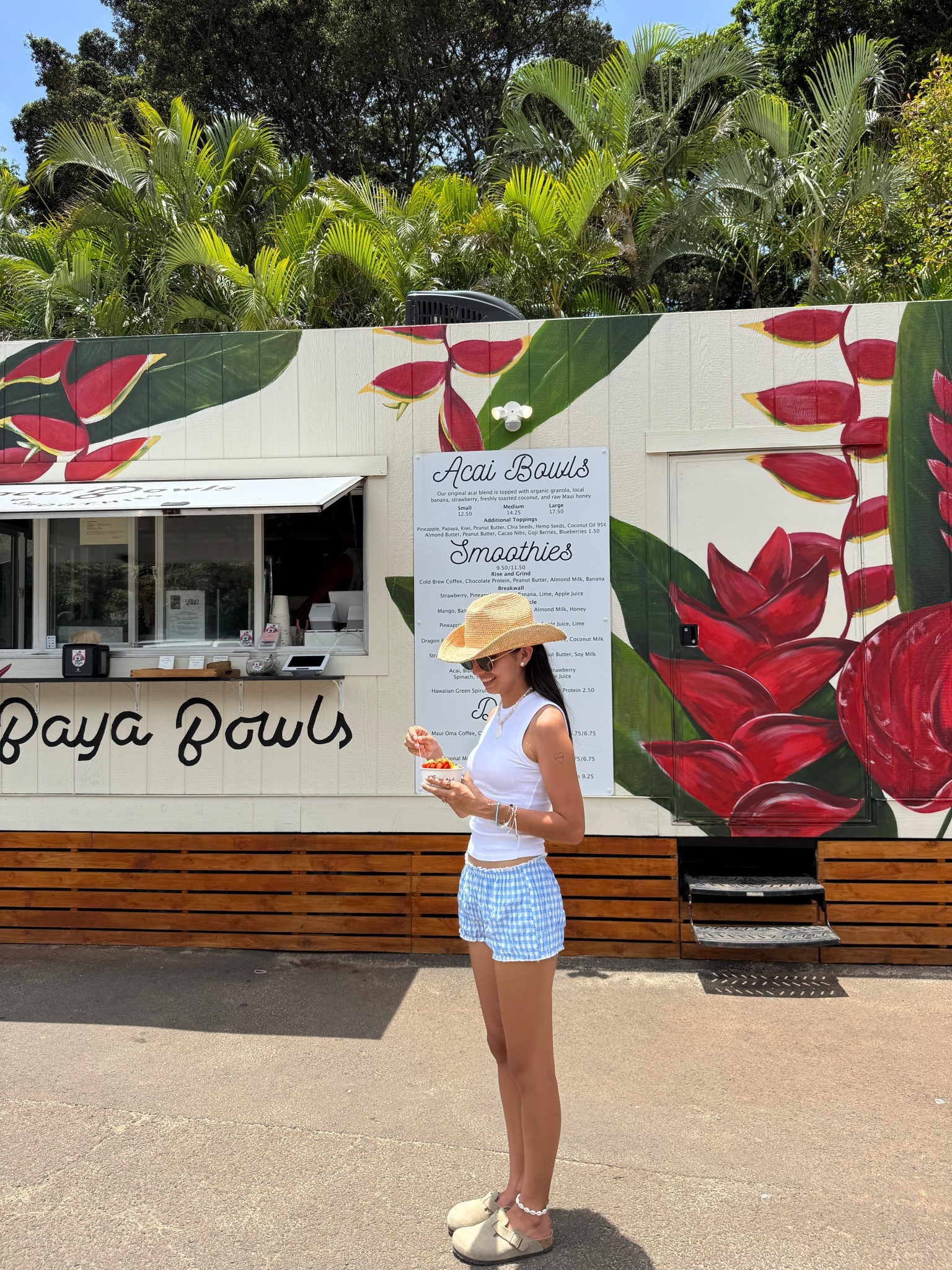 vacation outfits 
bloomer shorts, beach outfits, vacation fits, hawaii outfits, hawaii fit, coastal cowgirl