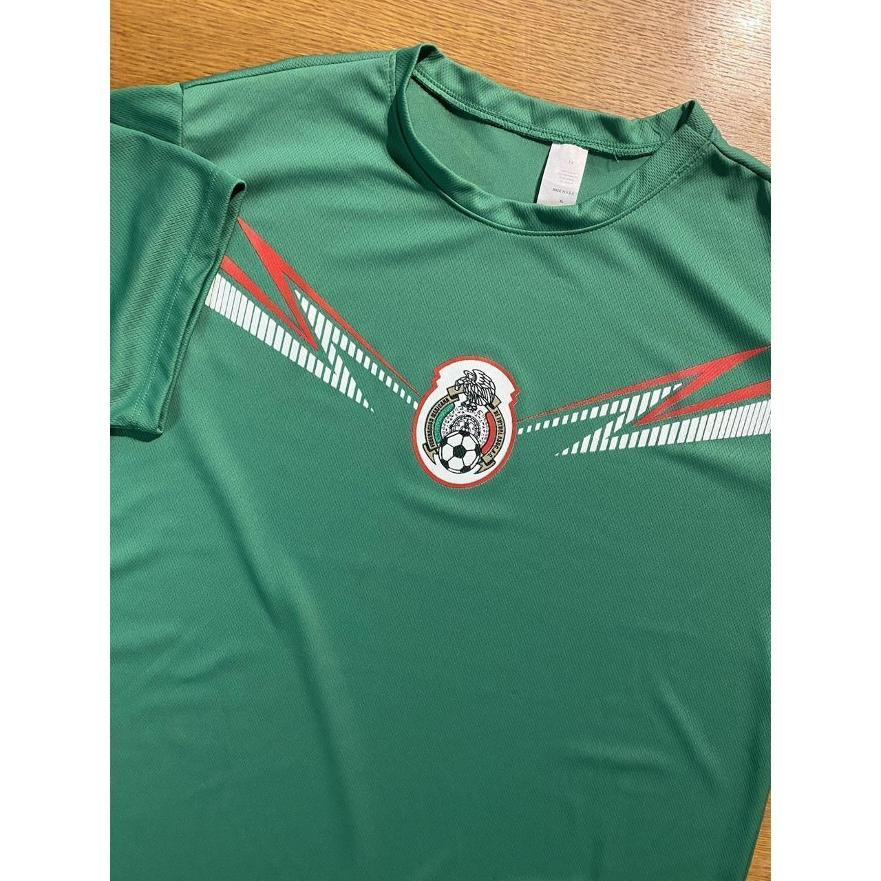 Ty-Lr Men's Shirt - Green - XL | Depop US