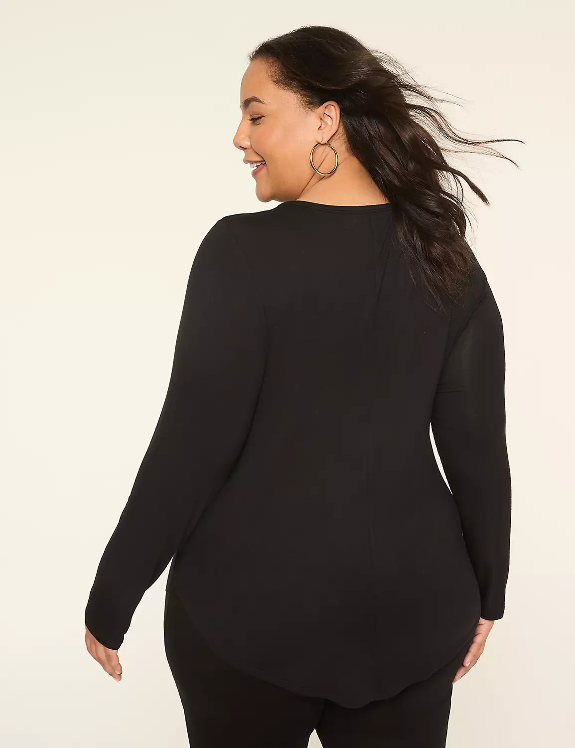 The Long-Sleeve Curved-Hem Tee | Lane Bryant (US)