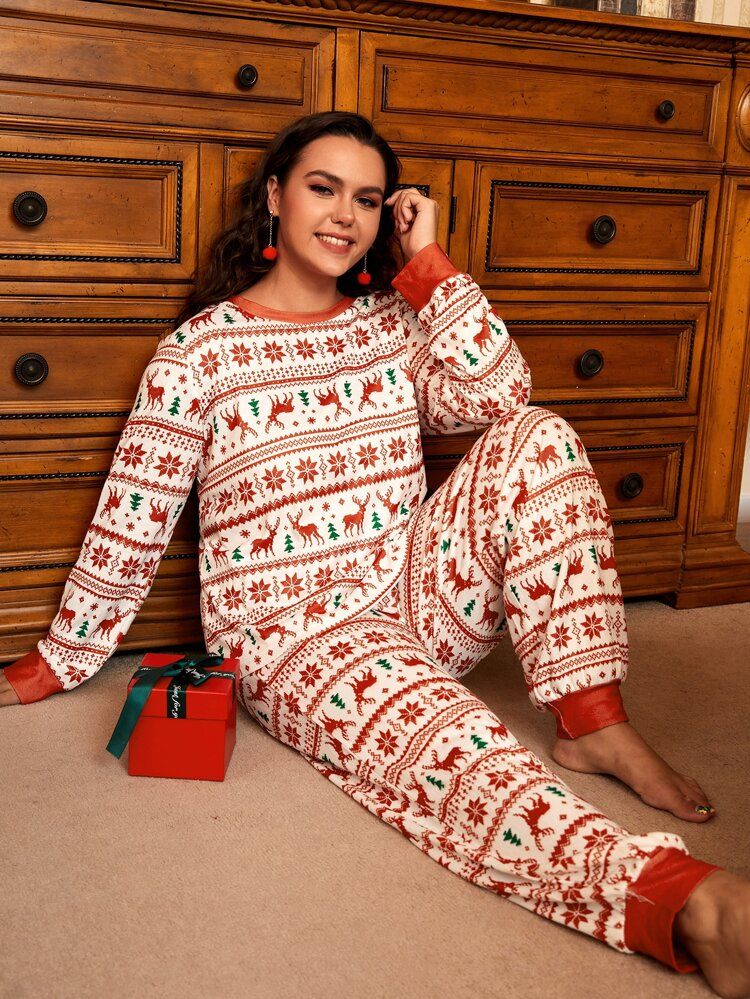 Plus Christmas Elk Print Pajama Set | SHEIN