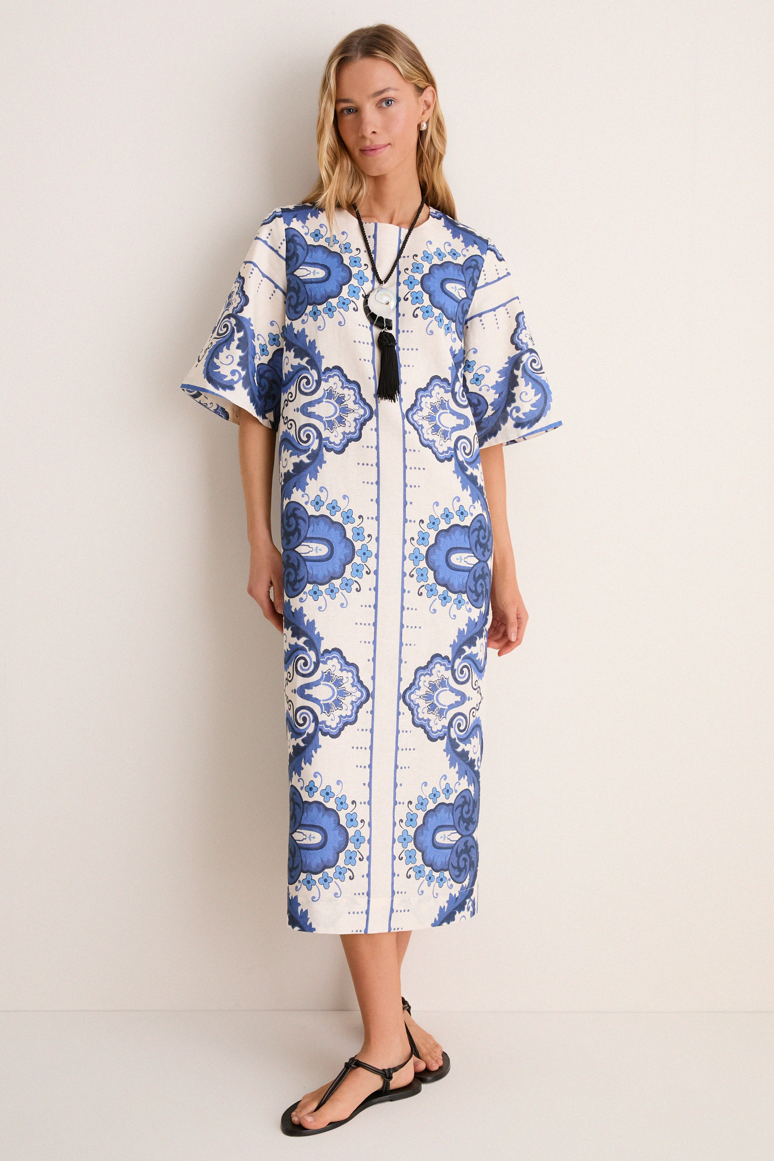 Ultramarine Medallion James Dress | Tuckernuck (US)