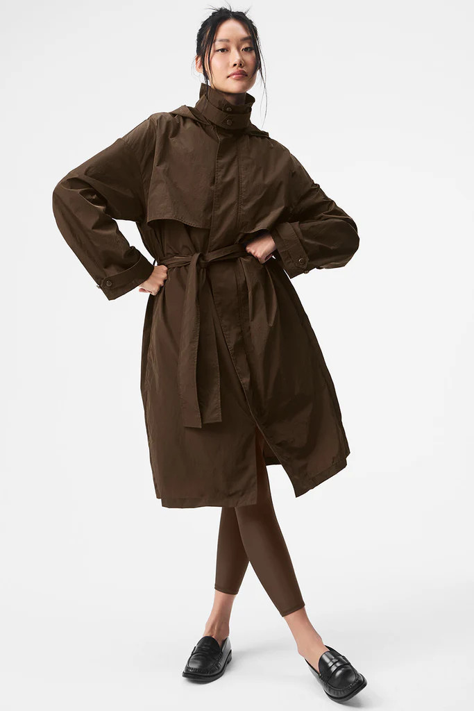 Crinkle On The Move Trench - Espresso | Alo Yoga (US)