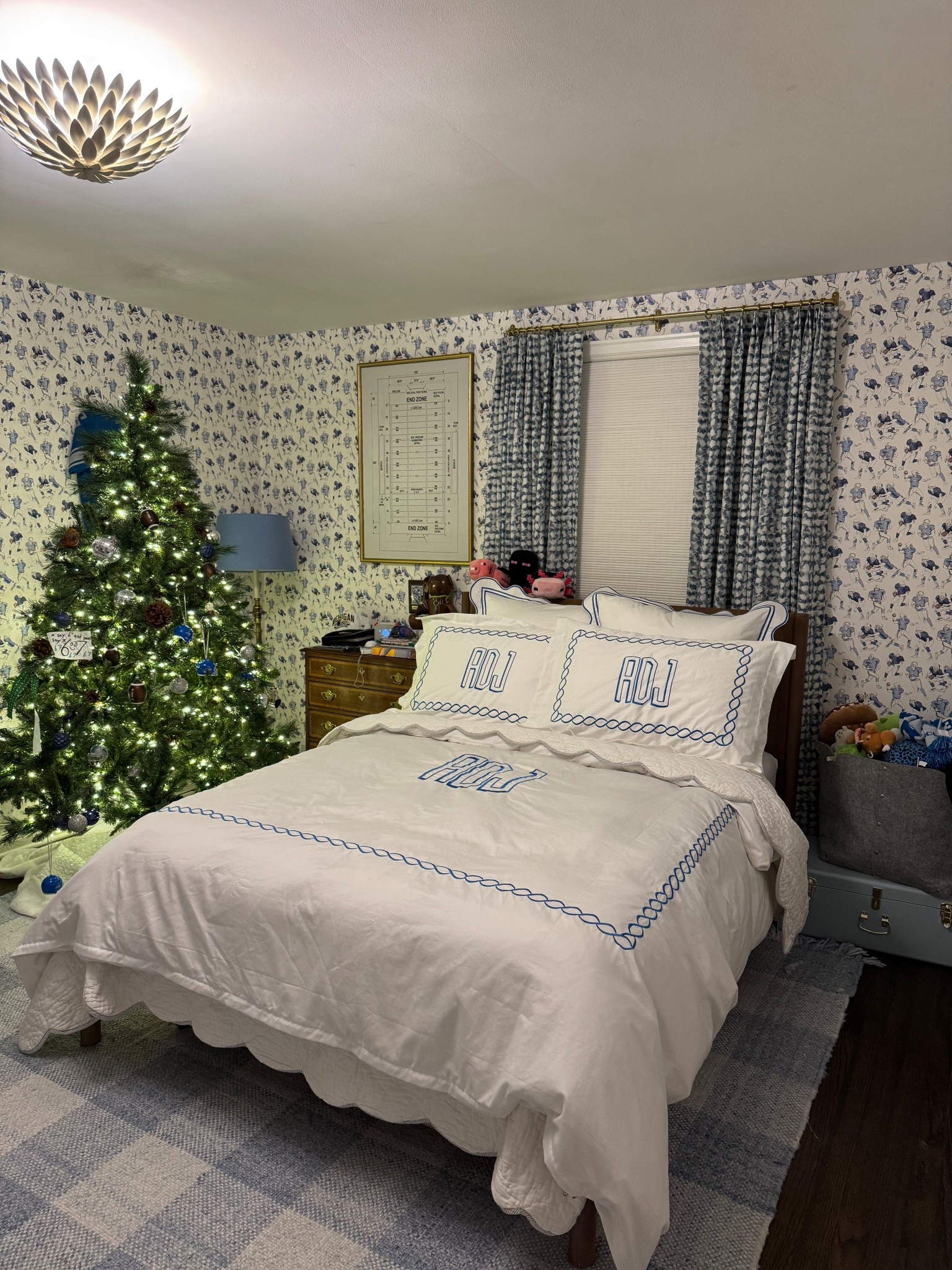 Linked all the bedding! Added monogram and used color 21D. Euros are 26x26 with 28x28 inserts 🏈💙

#LTKGiftGuide #LTKHome #LTKFindsUnder100