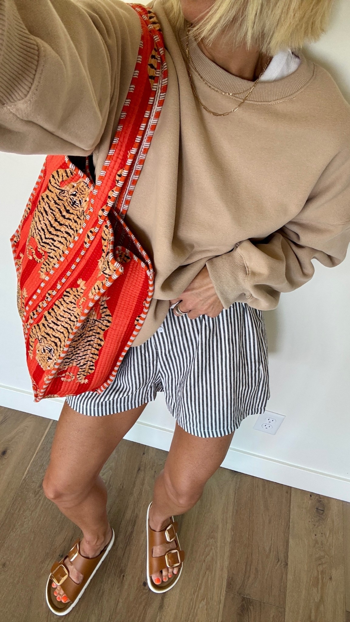 The $30 Amazon Bag That Looks Designer?! 🐅🔥
Serving easy breezy summer vibes with this entire look—from the tiger tote to the cozy oversized crewneck and these striped boxer-style shorts. Yes, it’s all from Amazon and under $30 each!

📦 Bag | Sweatshirt | Shorts: Amazon finds you’ll want in every color


🛒 Tap to shop & steal the whole outfit → #AmazonFashion #LTKunder50 #LTKfinds #SummerOOTD #BoxerShortsTrend #NeutralStyle #MomStyle #ComfyAndCute #OutfitLinkInBio

#LTKItBag #LTKFindsUnder50 #LTKOver40