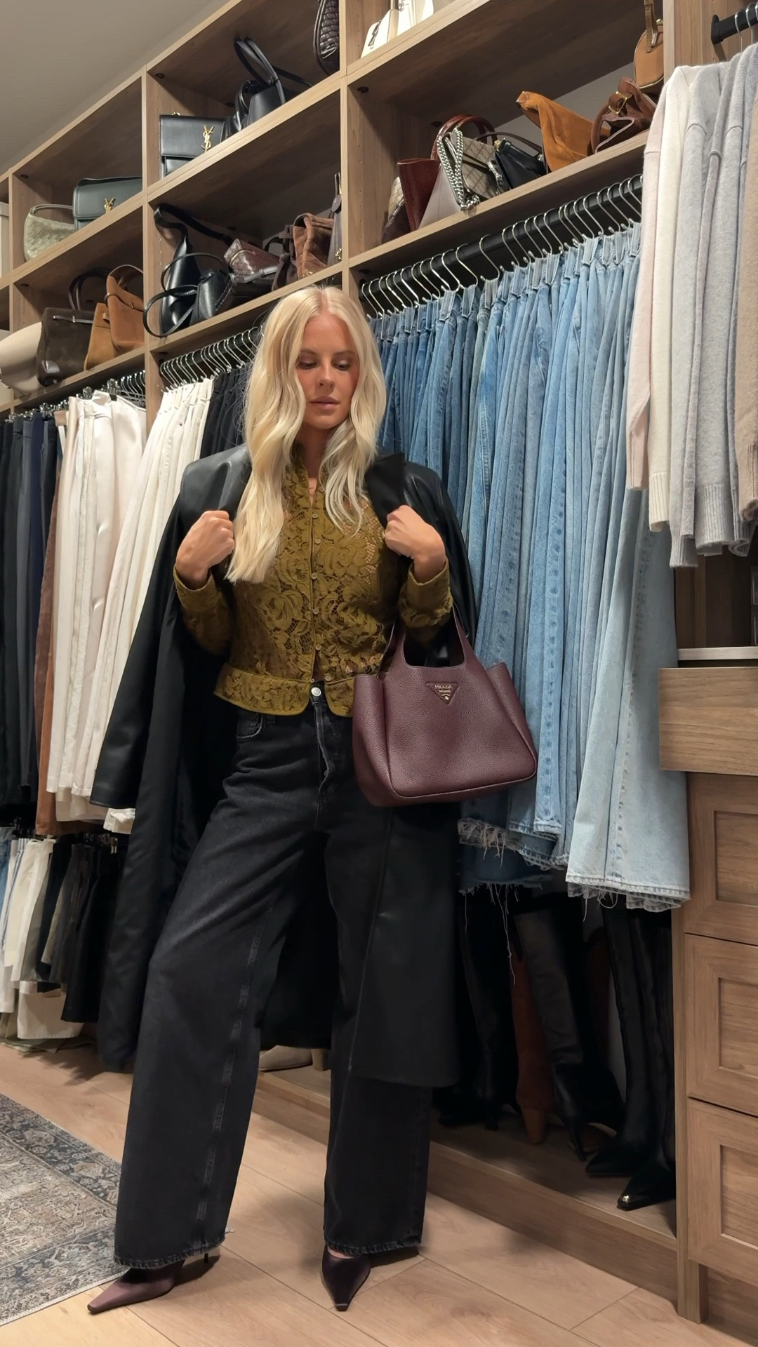 Wearing a small in top & tank, 25 in jeans, shoes are tts ($$ linked similar). #kathleenpost

Fall outfit, date night outfit, fall dinner outfit



#LTKSeasonal #LTKStyleTip