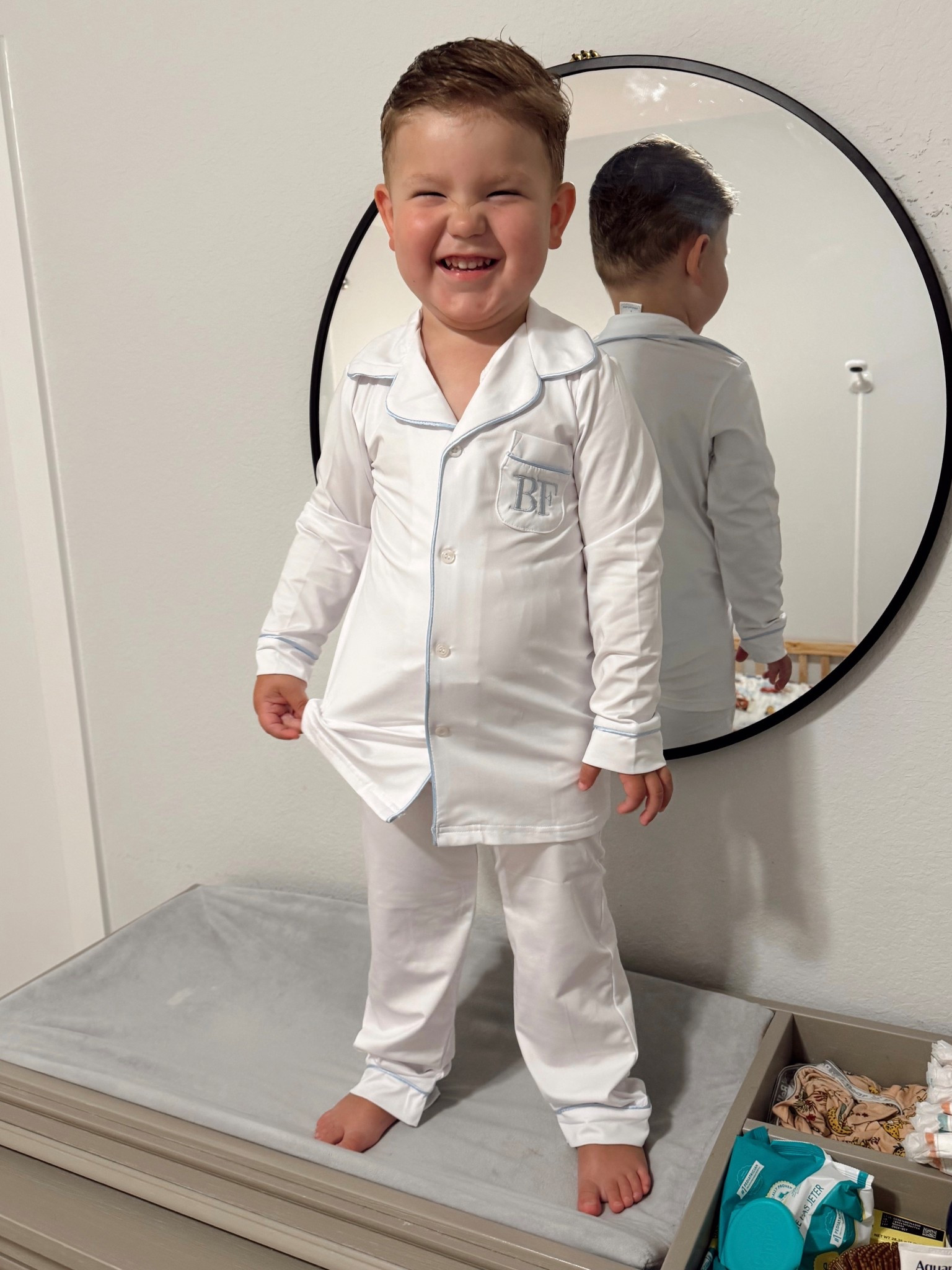 The cutest personalized toddler pajamas😍🤍🩵

Pjs, toddler fashion, today outfit, pajamas

#LTKFindsUnder50 #LTKBaby #LTKKids