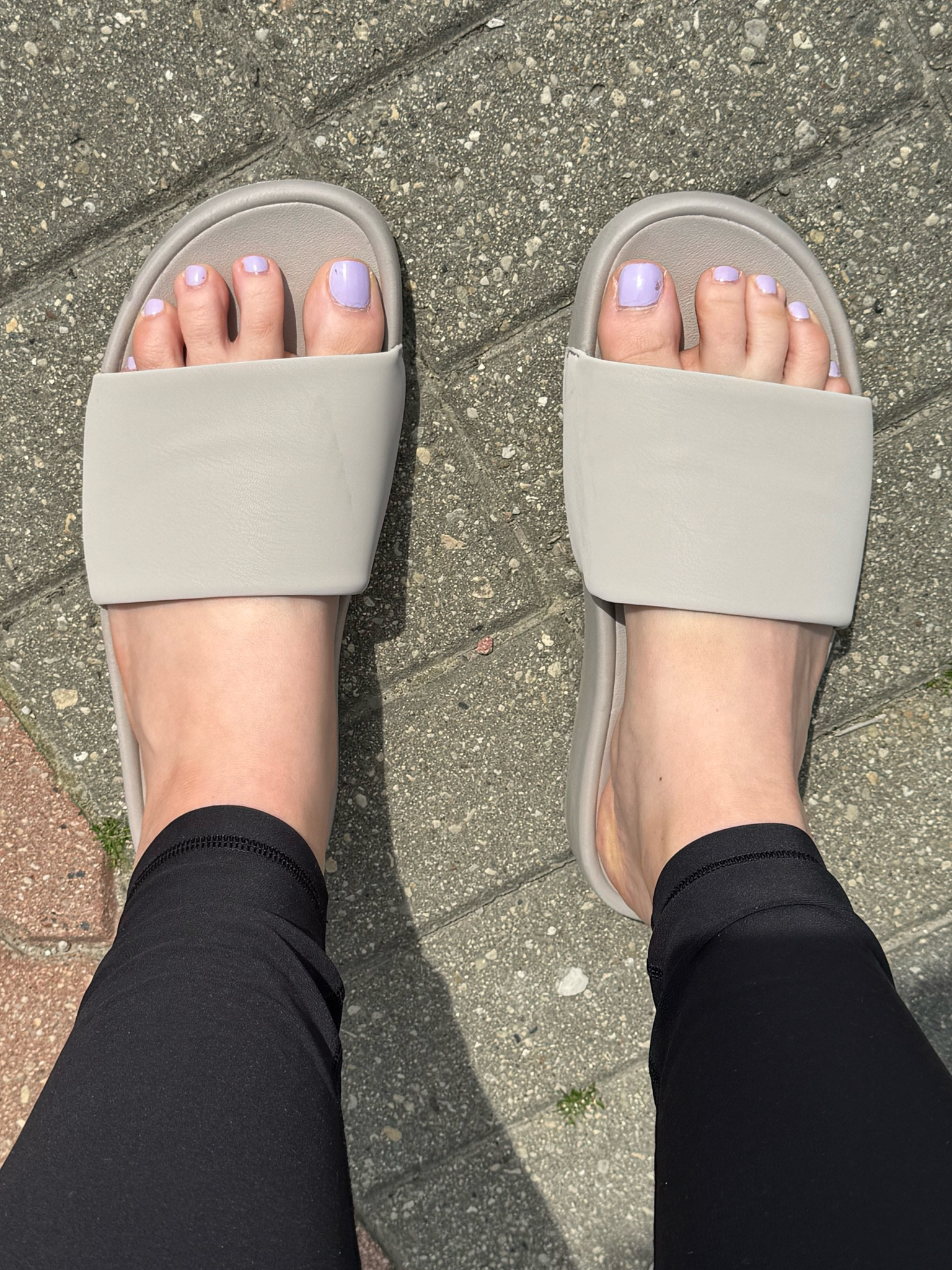 The best slide sandals!! These are less than $20 from Target. I’m about to order every color! 

#LTKfindsunder50 #LTKshoecrush