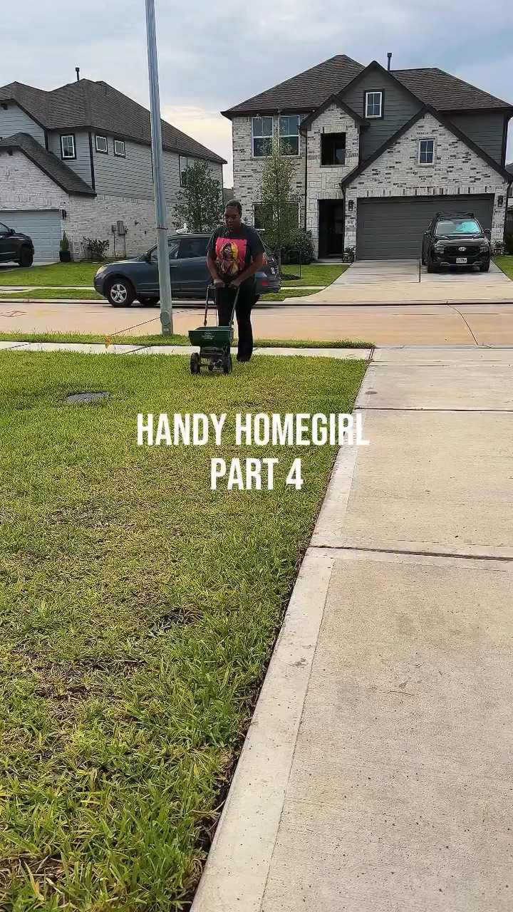 Handy Homegirl Part 4: How to keep the bugs away 

Today I am using @ortho BugClear and @ortho Home defense
To apply I am using @scottslawn spreader 
I purchased all from @loweshomeimprovement 

I like to apply an application to the lawn and also create a barrier around the perimeter. I find this to be the most effective way to keep bugs away 

#handyhomegirl #pestcontrol #homelife #homemaintenance #diyhomeprojects