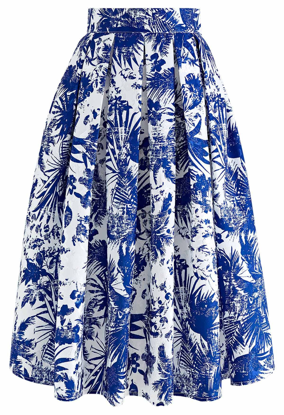 Tropical Groove Jacquard Pleated Midi Skirt in Navy | Chicwish