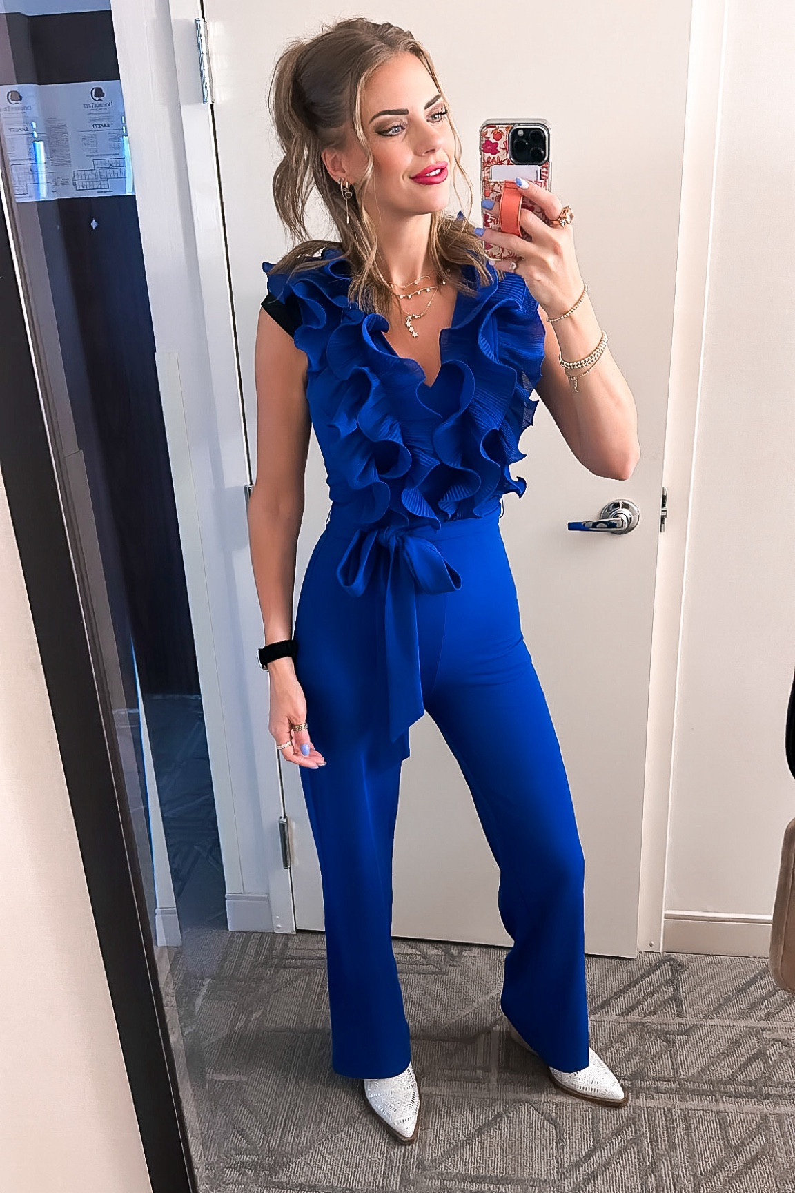 Loving this outfit for day two of my conference! It comes in black and red as well! Wearing a small! 