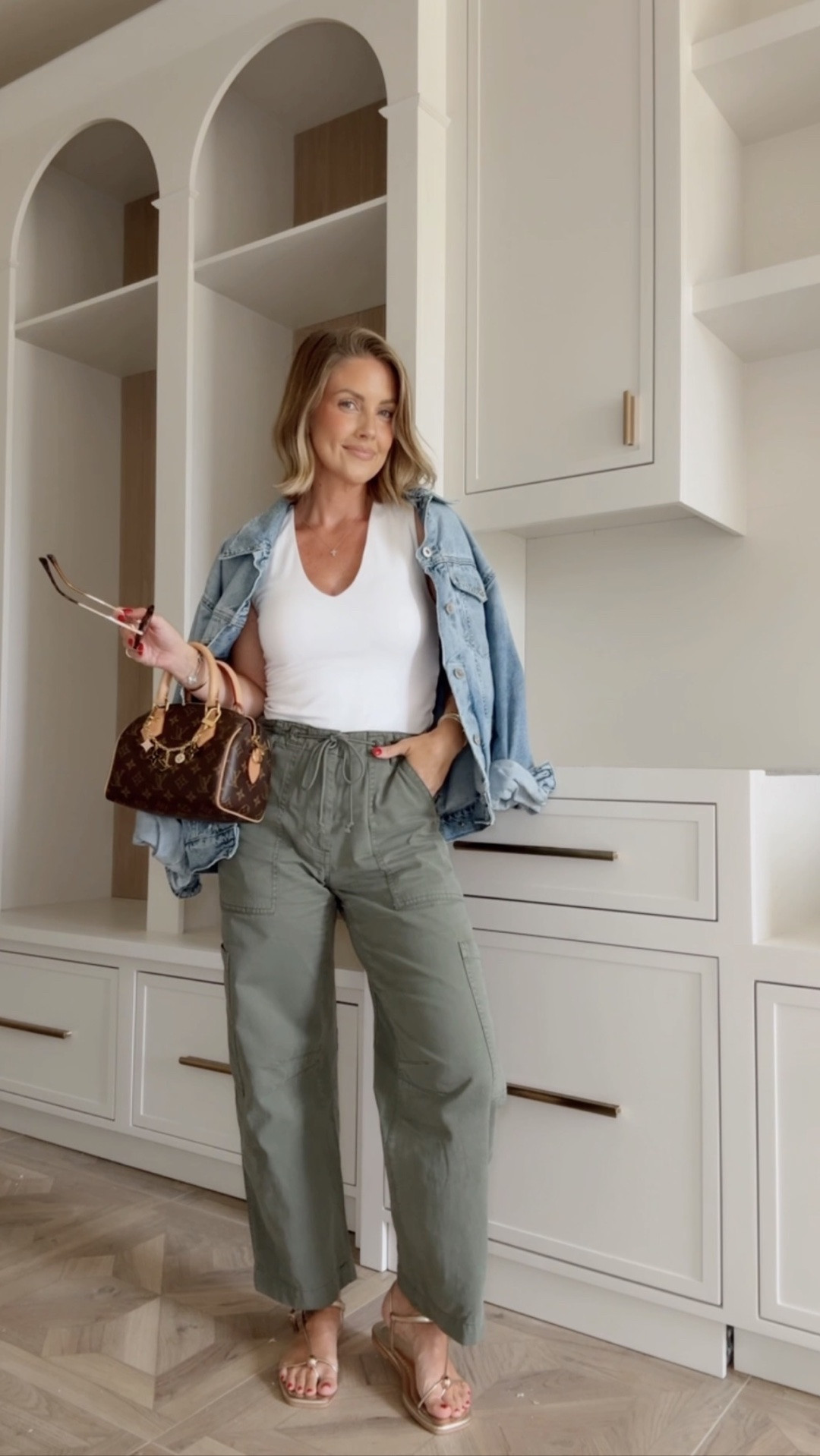 XS tank / 24 Petite pants

Sale alert, Nordstrom sale, Nsale, casual outfits, summer outfits, prefall, Amanda west, almost_readyblog

#LTKootd #LTKOver40 #LTKPetite
