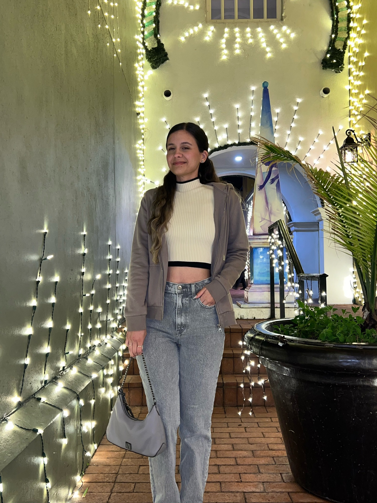 Abercrombie & Fitch Jeans size 25 Short
H&M Hooded Jacket size XS#LTKFindsUnder100 #LTKItBag

#LTKSaleAlert