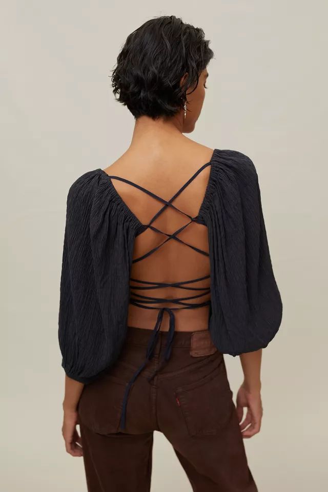 UO Vida Lace-Back Smocked Top | Urban Outfitters (US and RoW)