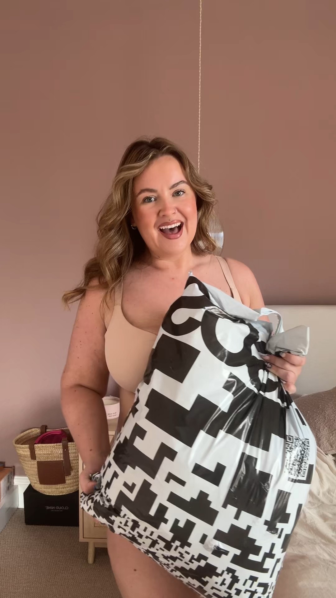 ASOS transitional haul on a uk size 16-18 
My favourites are the plum coord, black lace top and the white tee! 