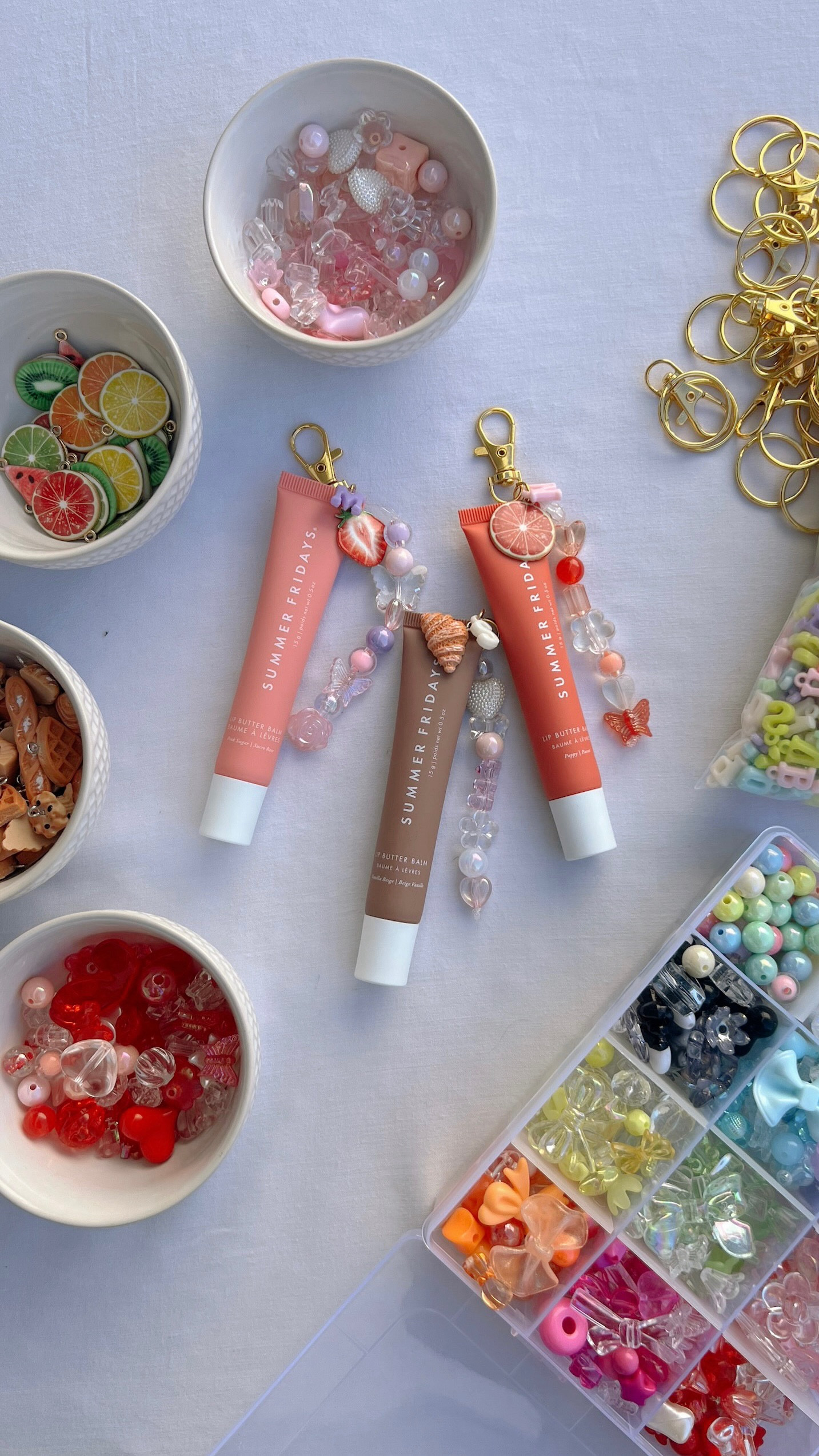 DIY lip balm keychains

Summer crafts, summer activities, keychains, lip balm keychains, lip gloss keychains, tower 28, summer Fridays, elf, lip balm, best lip balms, party favors, bachelorette ideas, bachelorette gift ideas, bachelorette favors, girls night ideas, diy gifts, gift ideas, Sephora, Amazon, Amazon crafts

#LTKParties #LTKFindsUnder50 #LTKWatchNow