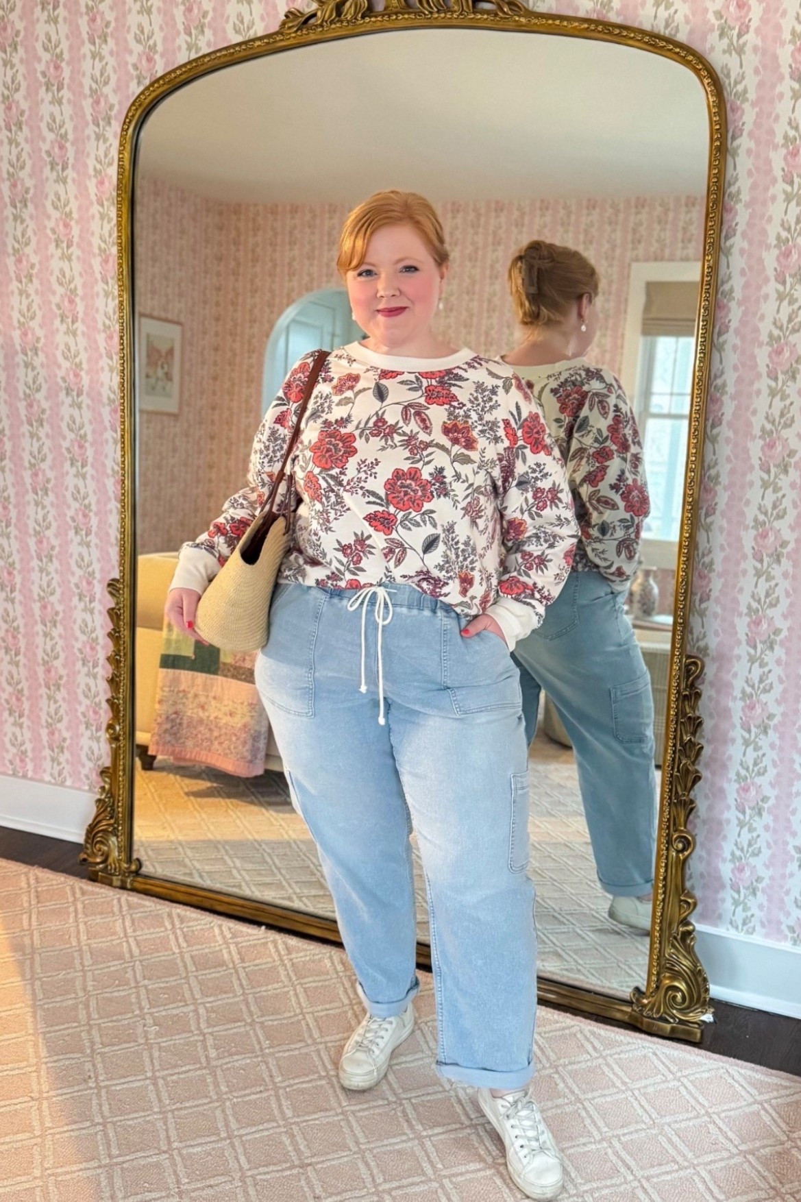 Casual Travel Outfit

Maurices Sweatshirt size XXL
Maurices jeans size XL
Sezane Justine Basket Bag
Keds ivory sneakers 

#LTKootd #LTKMidsize #LTKTravel