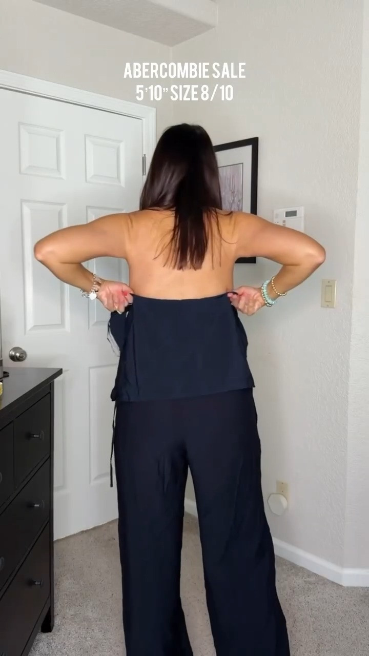 Pants- medium long Tops-medium, balloon pants, casual outfit, midsize style, every day outfit, ootd, mom life, white top, summer fashion Midsize dresses, summer to fall dresses, vacation, mom outfit, everyday style, casual, easy outfit, ootd, fall trendy outfit

#LTKMidsize #LTKOver40 #LTKSaleAlert