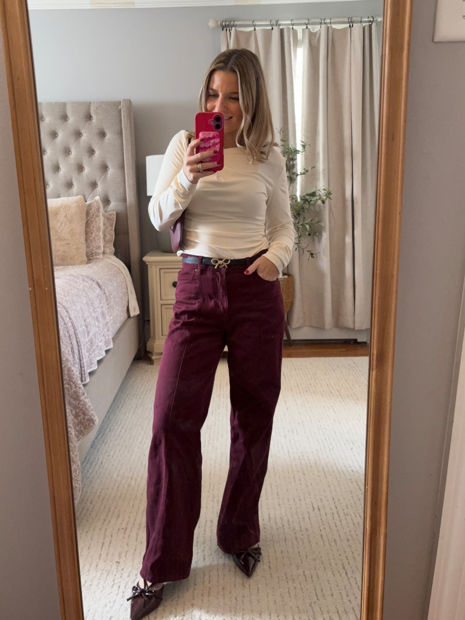 Asymmetrical top and cutest jeans!

#LTKHoliday #LTKPetite #LTKFindsUnder50