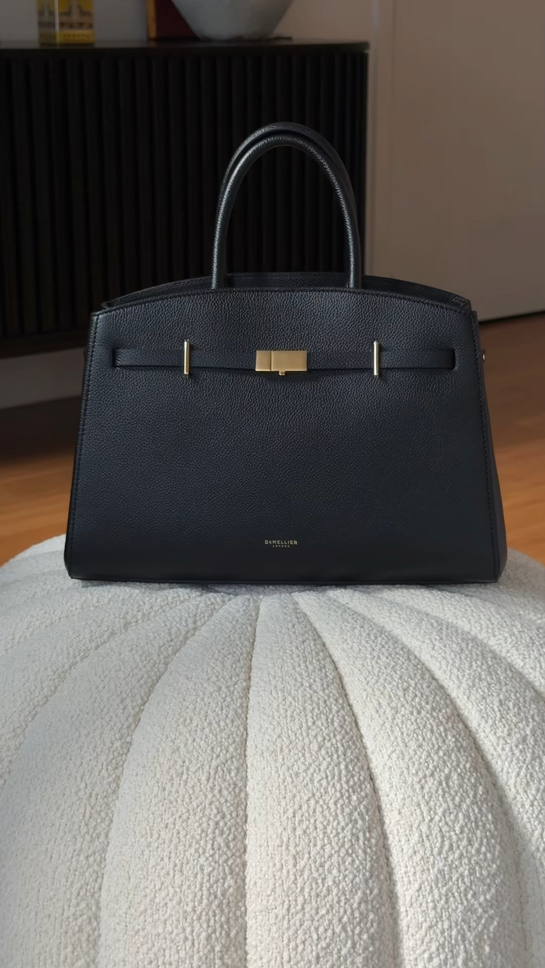 The perfect everyday bag 🖤

#LTKStyleTip #LTKSeasonal #LTKWorkwear