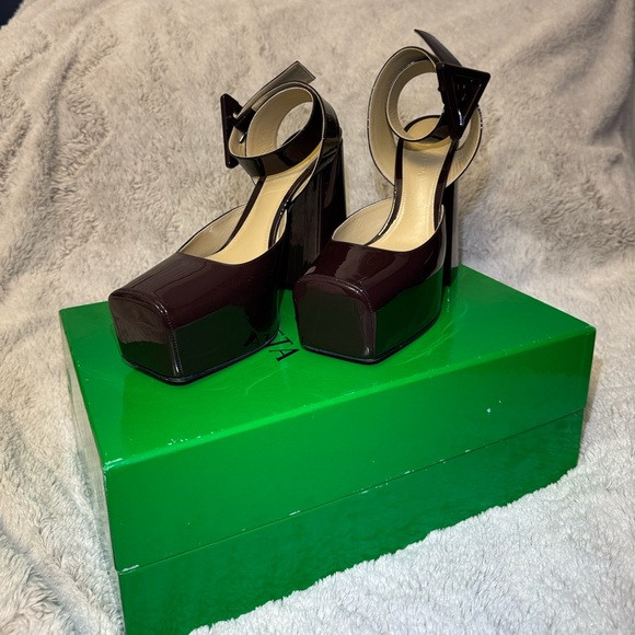 Bottega Veneta Tower platform pumps in fondant patent leather | Poshmark