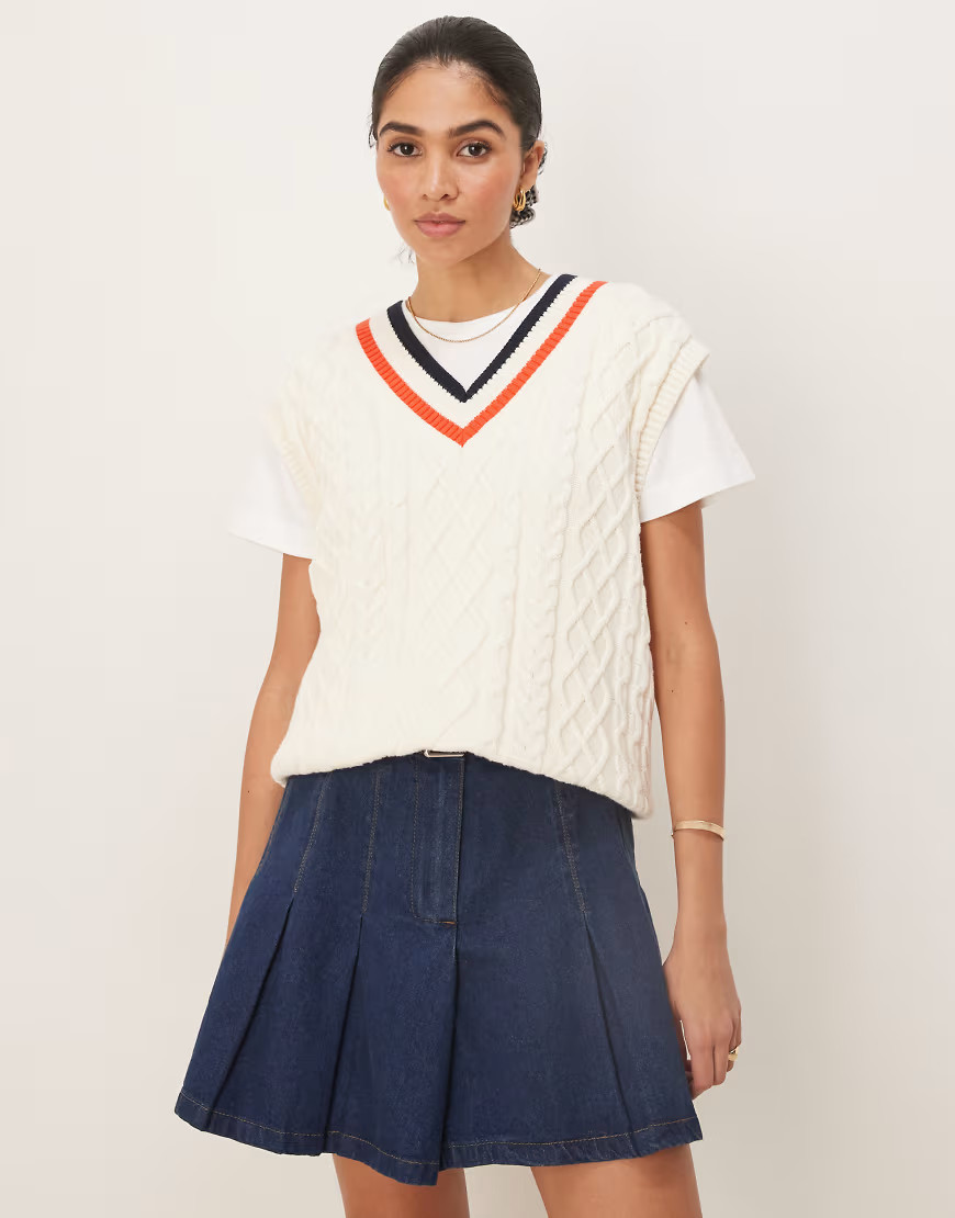 GANT cable knit v-neck contrast sweater vest in cream-White | ASOS (Global)