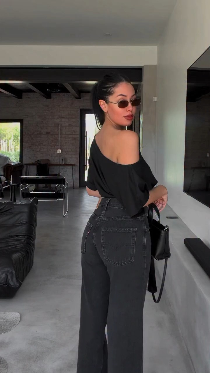 OOTD — Need the info? Drop a 🔗 or comment “shop” down below 🖤