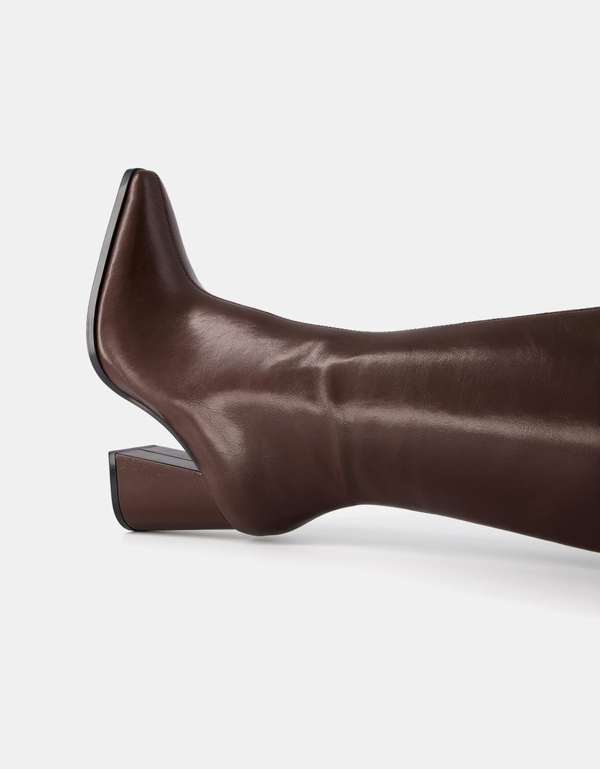 Block heel boots - Shoes - Women | Bershka GB