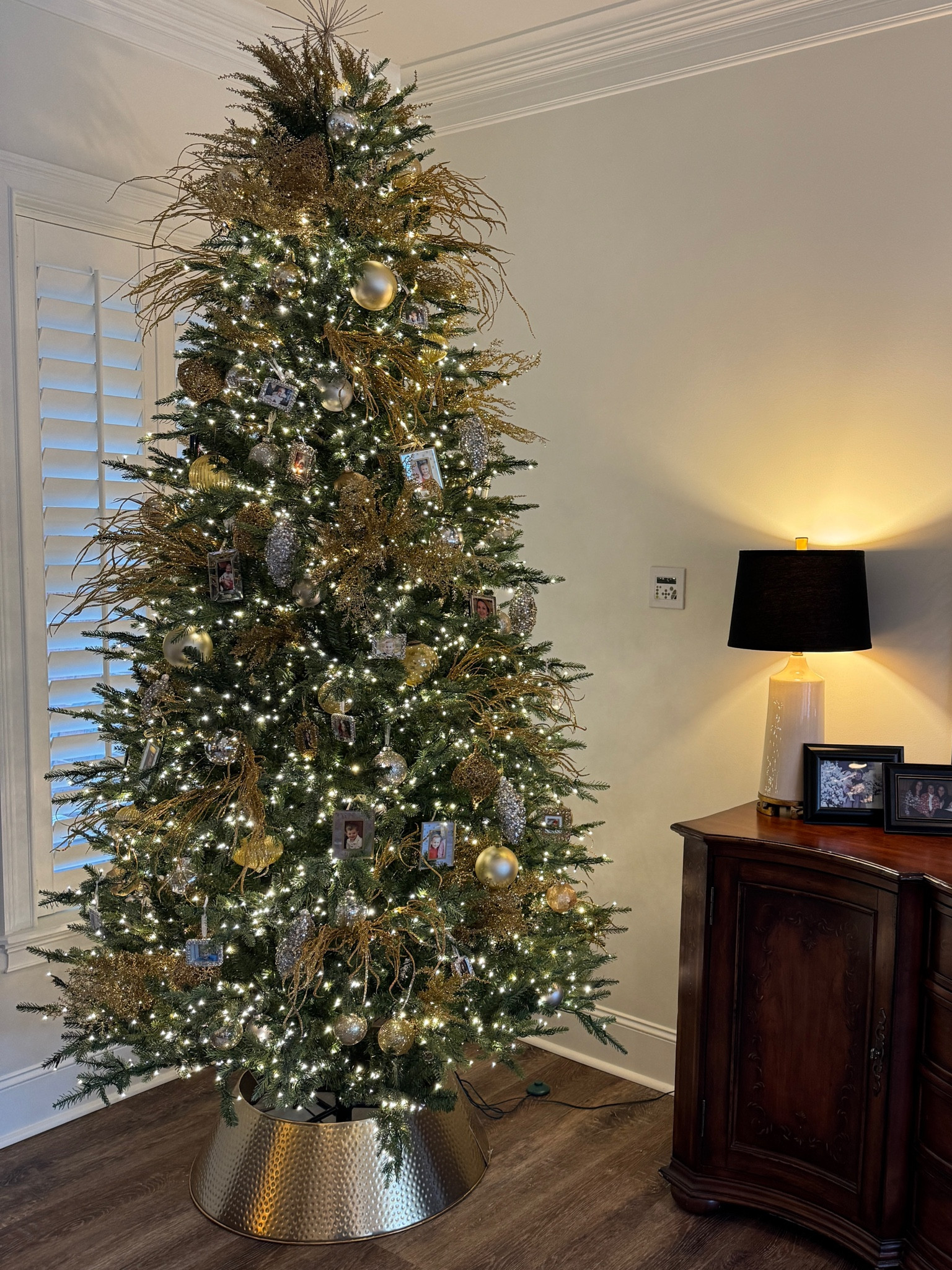 Classic silver and gold tree  

#LTKfindsunder50 #LTKSeasonal #LTKhome
