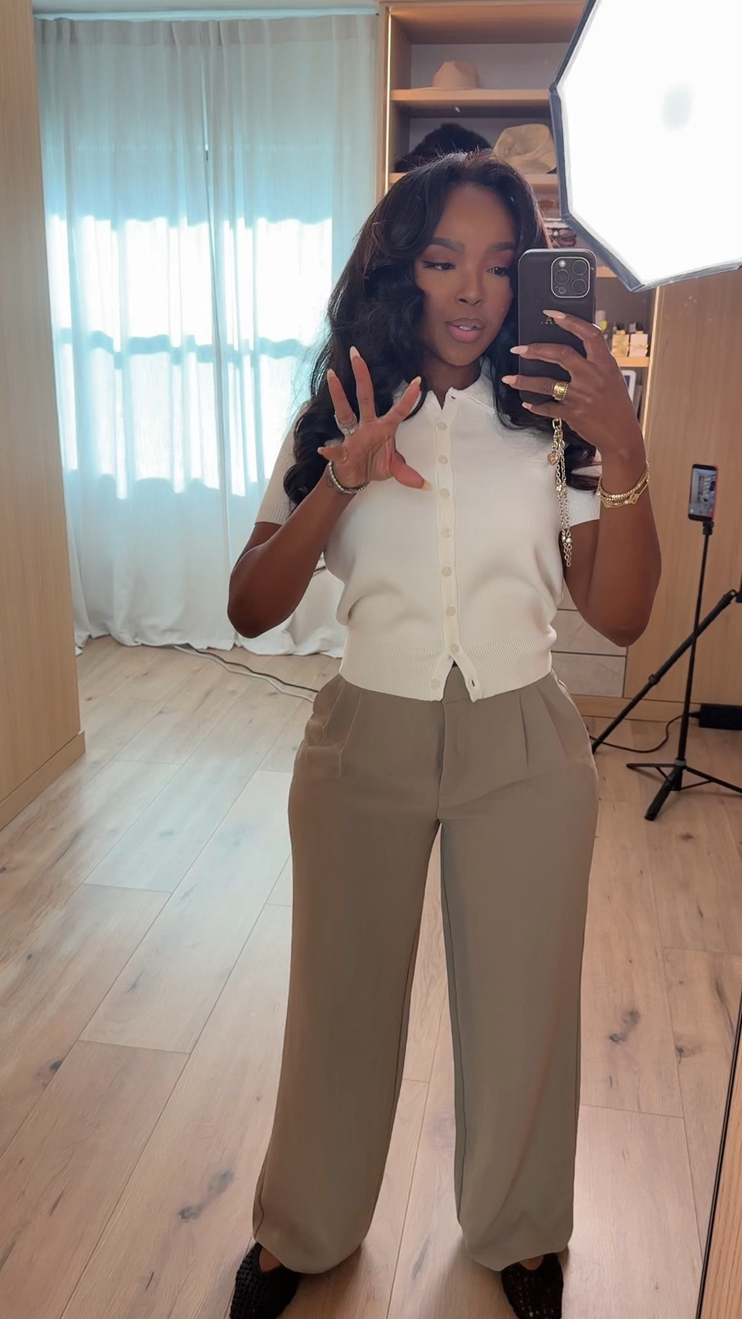 Scroll to shop this effortless neutral everyday outfit 🤍

A classic button-up knit paired with tailored wide-leg trousers is one of those timeless combos that always looks polished—easy to mix and match so your cost per wear keeps dropping every time you style it.

Perfect for work, meetings, errands, or casual chic days.

📏 Measurements: 5’4”, 140 lbs, 34D bust, 27” waist, 40” hips

Follow me on Instagram and YouTube @kirasfashionfinds

#LTKPetite #LTKgrwm #LTKWorkwear