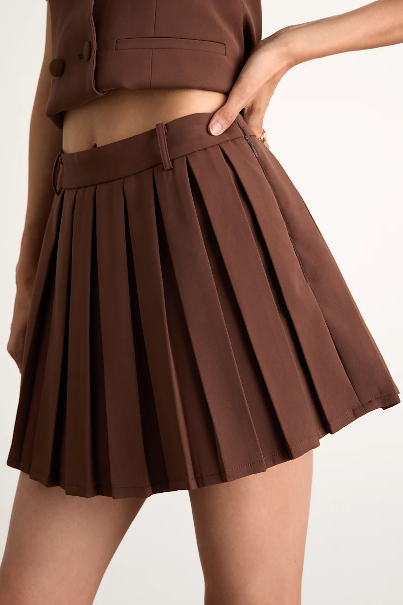 Mahika Brown Pleated High-Rise Skort | Lulus