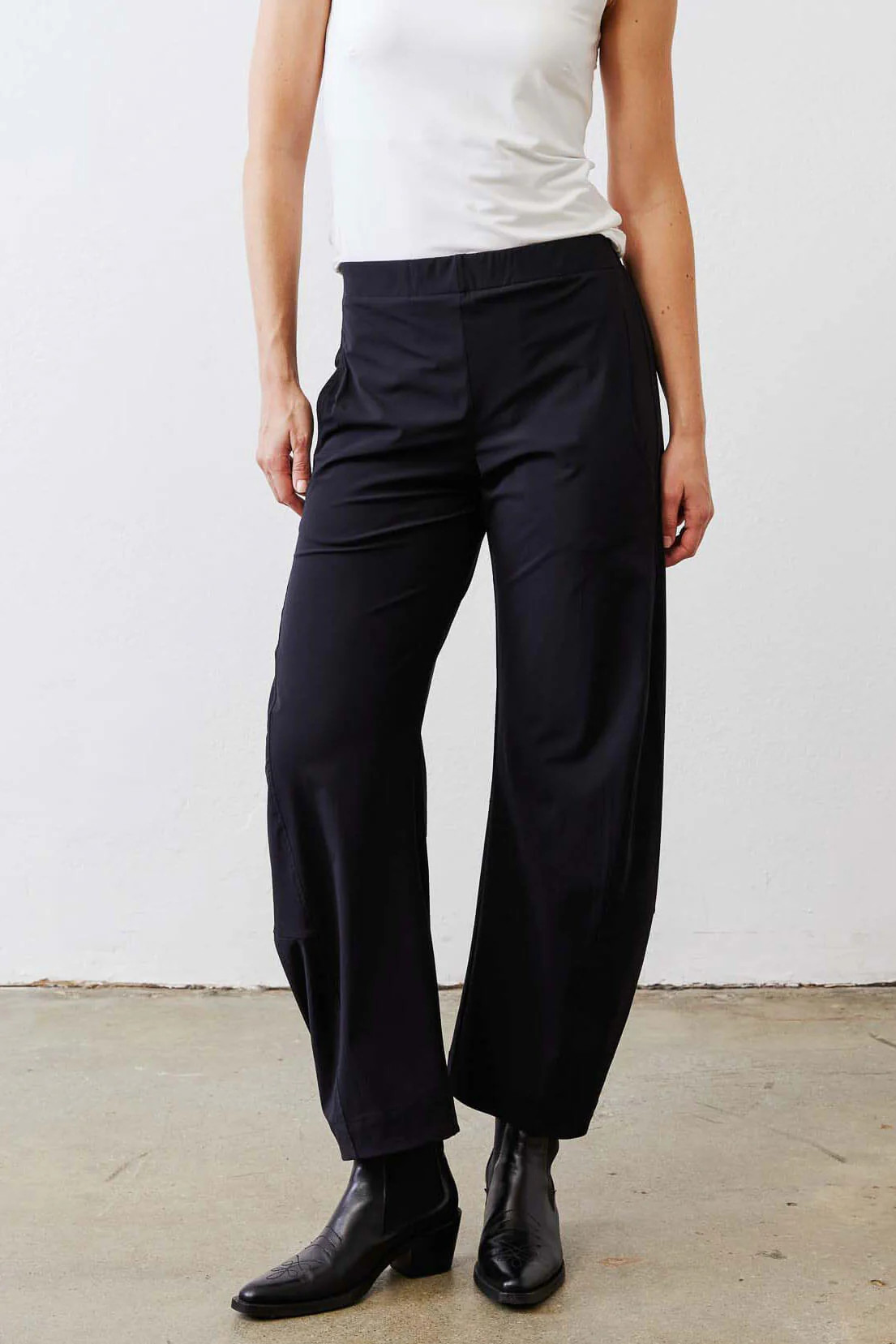 On The Loose Work Pants | Loose Black Work Pants - Ruti | Ruti
