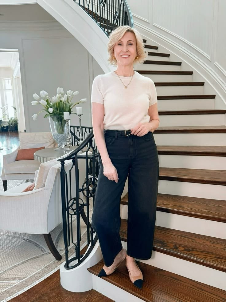 Okay but can we talk about these black barrel leg jeans for a second? 🖤

I wasn’t sure at first… but the second I put this pair from Quince on, I got it. The shape is modern without trying too hard, the high waist is so flattering, and they somehow make a simple tee feel styled. Effortless but elevated — my favourite combination.

I paired them with classic pointed flats to keep the look clean and timeless, and honestly? This might be my new everyday uniform.

#LTKootd #LTKSeasonal #LTKOver40