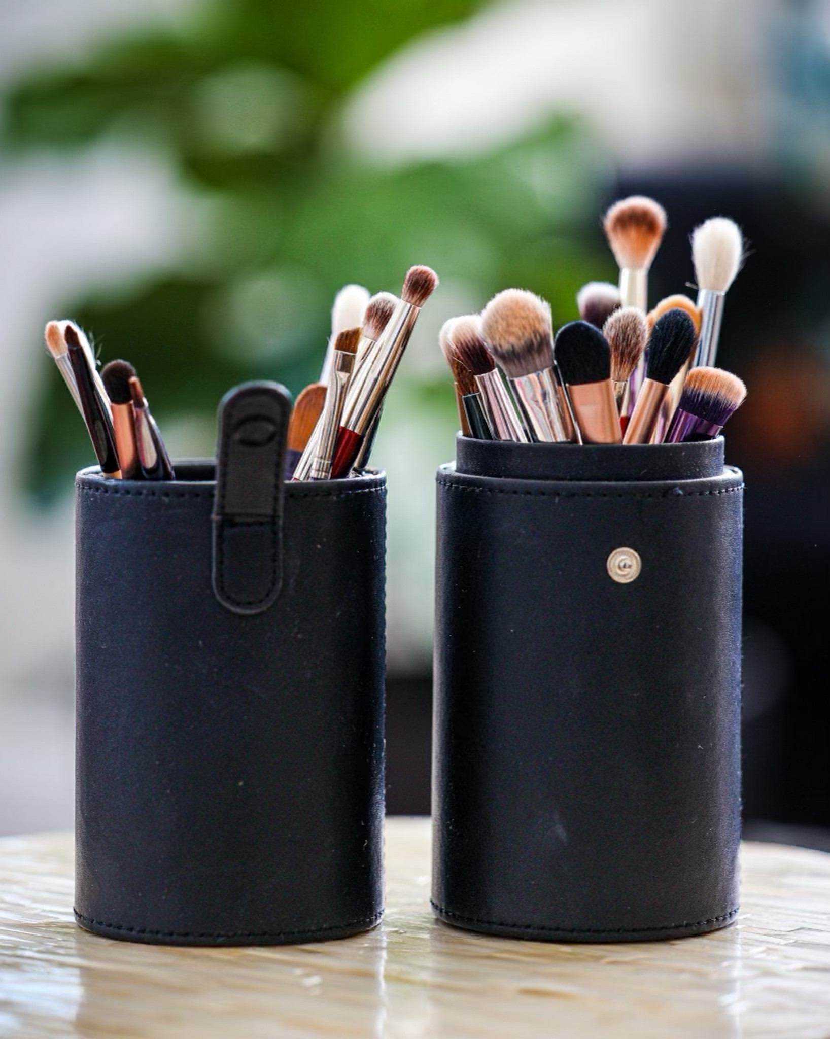 * AMAZON FIND *Hold and travel with this BRUSH CUP 🖌️that easily snaps close to keep your makeup brushes in place. 

#LTKtravel #LTKunder50 #LTKbeauty
