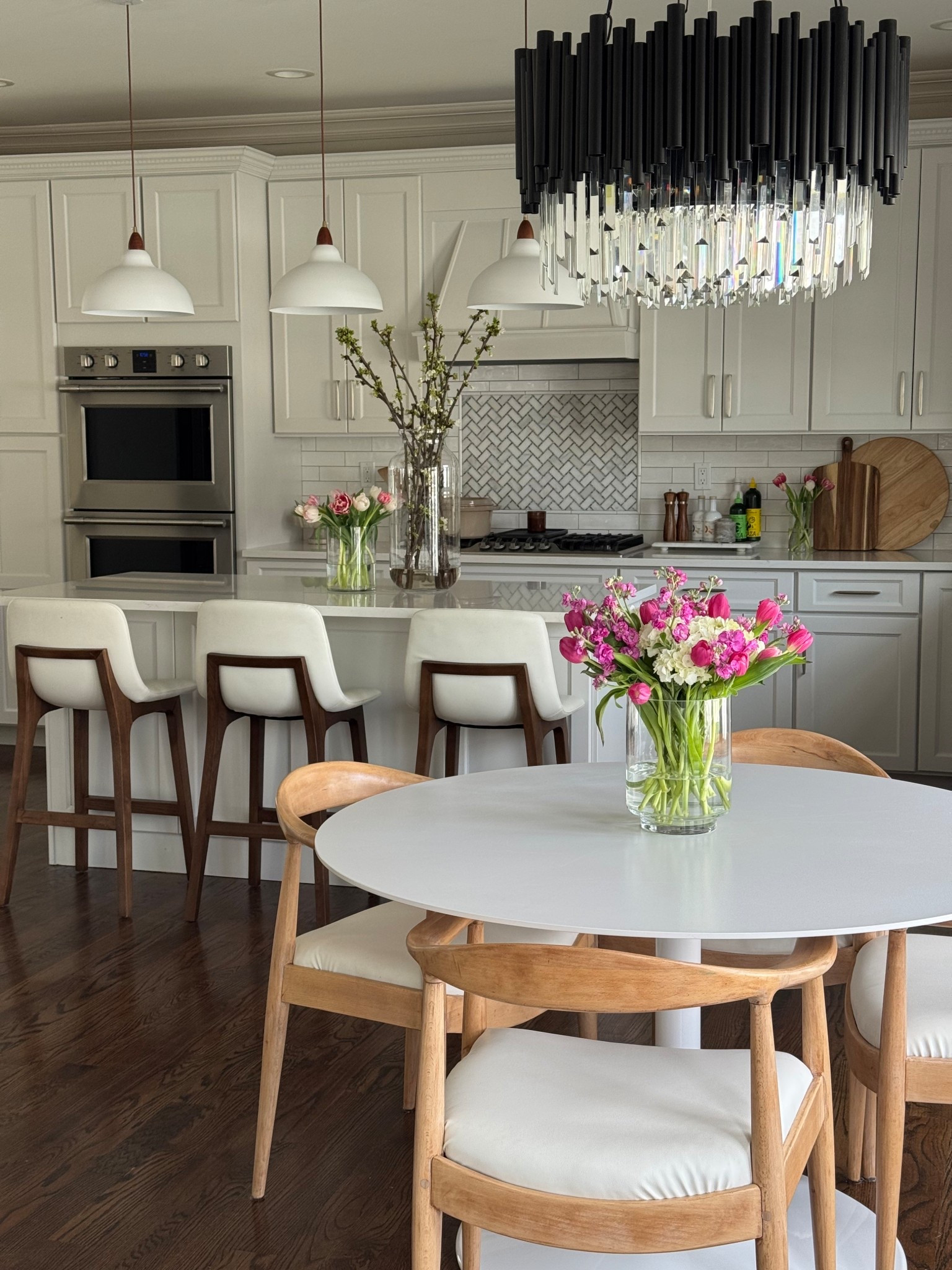 Kitchen views

#spring #kitchen #easter

#LTKSeasonal #LTKHome #LTKOver40