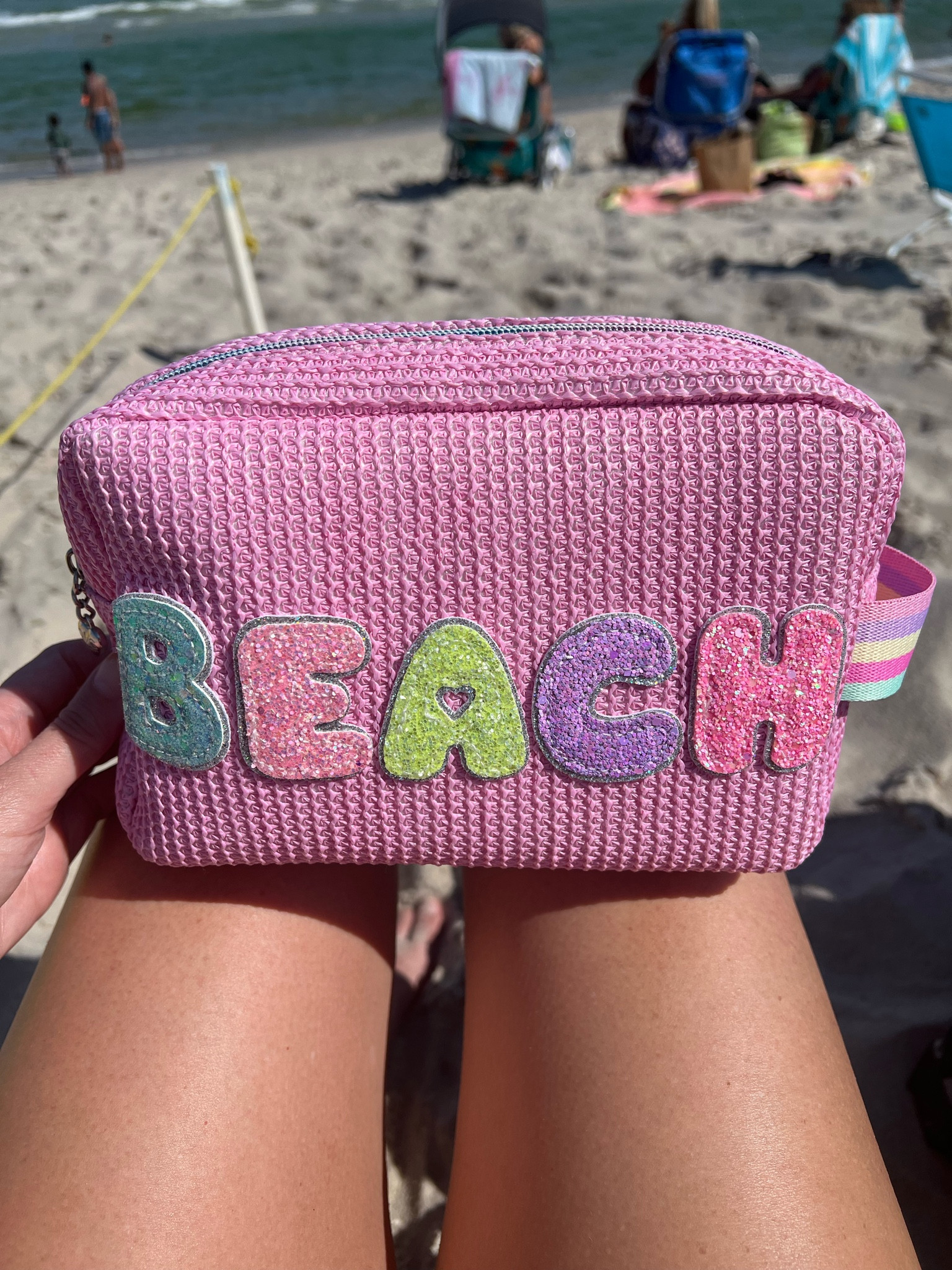 Pink straw beach pouch #beachpouch #pouch #strawpouch #strawbag #pinkpouch #pinkstrawpouch 

#LTKSeasonal #LTKFindsUnder100 #LTKFindsUnder50