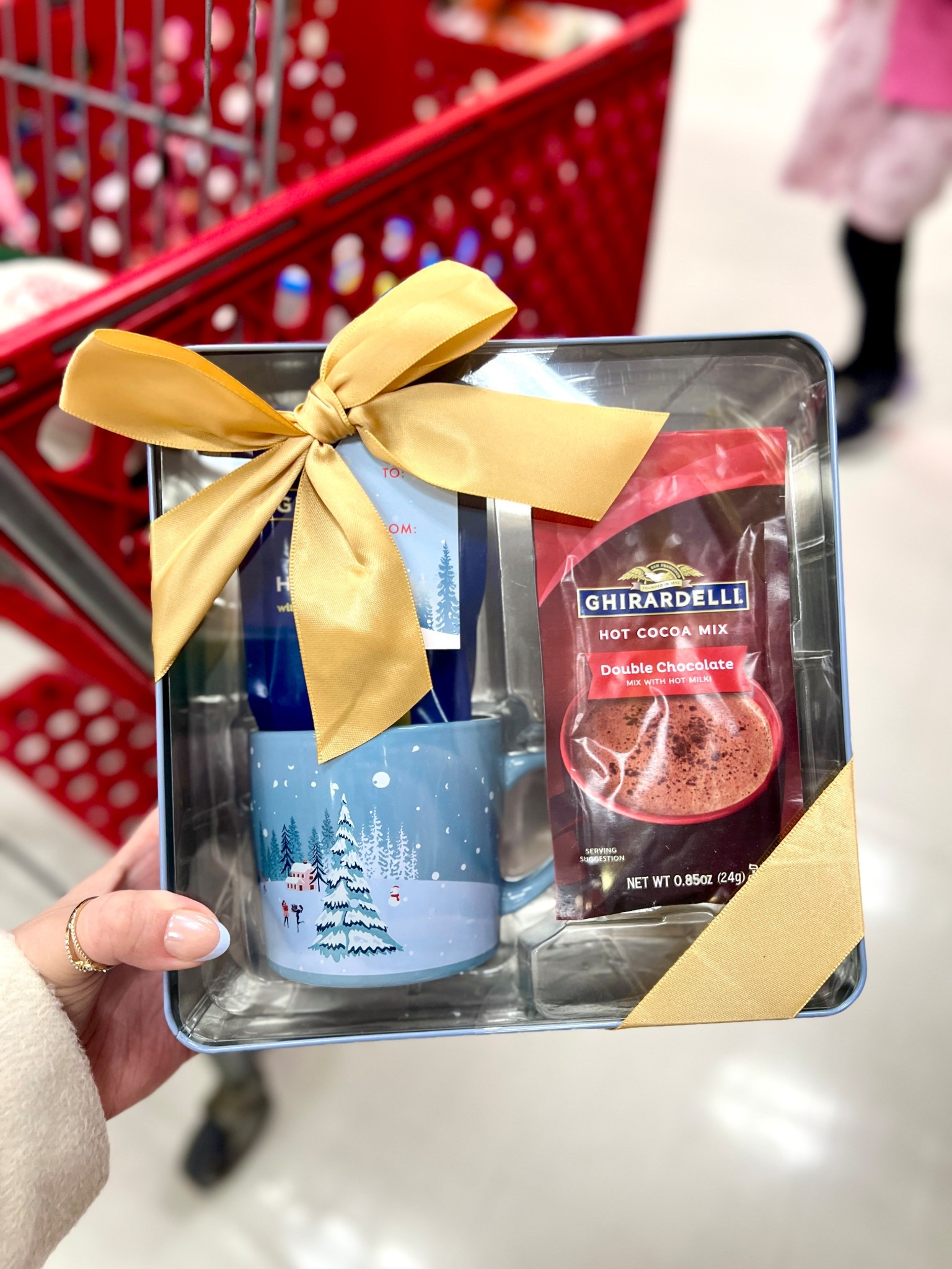 MODERN GOURMET FOODS Seasonal Christmas Hot Beverage Tin with Ghiradelli - 1.85oz

#LTKHoliday #LTKGiftGuide #LTKFindsUnder50