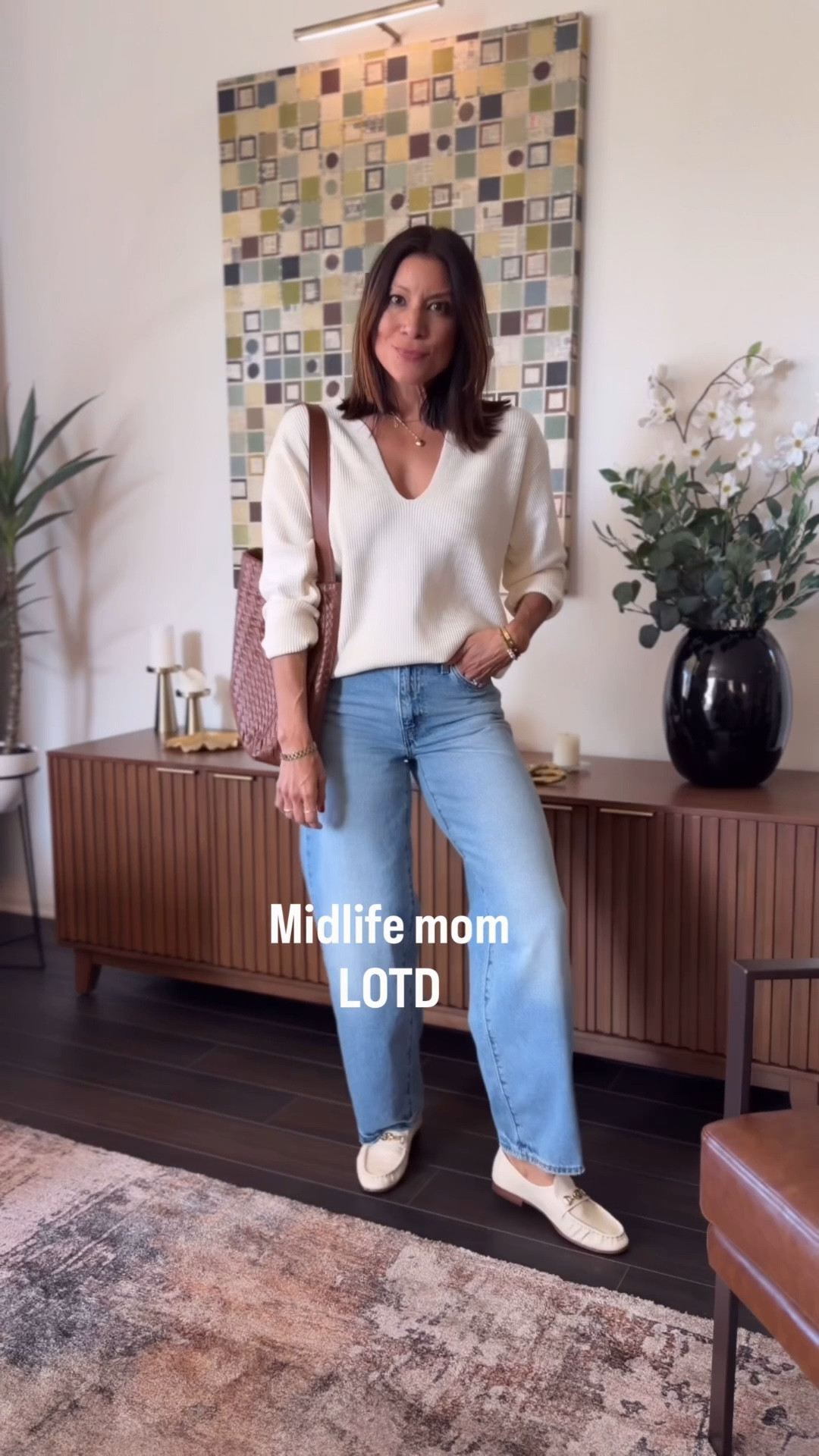 Happy Friday.  I’m weeekend ready but definitely not superbowl ready. 


@Levi's baggy dad wearing 25 
Loafers size 7 1/2 fit tts 

#LTKgrwm #LTKootd #LTKOver40