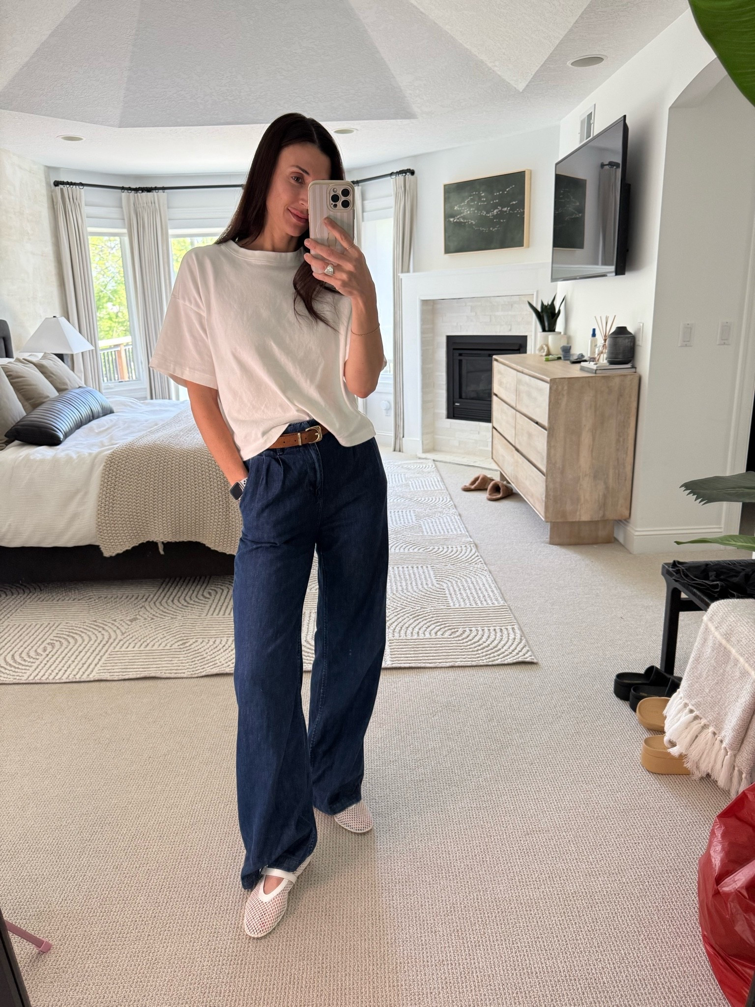 Casual office OOTD! You have got to get this white tee it’s truly the best one I’ve ever found.

#LTKgrwm #LTKootd #LTKdayinmylife