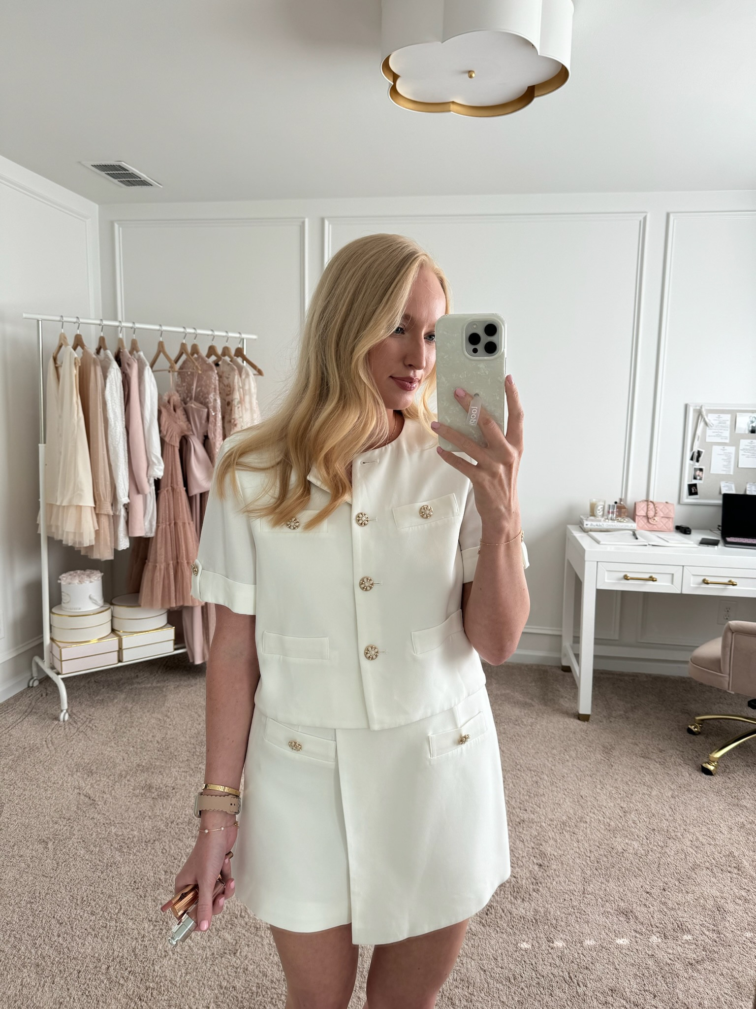 Outfit of the night! Went to meet a girlfriend for dinner and wore this cute 2 piece set from Goelia! Wearing size medium. Summer outfits // date night outfits // brunch outfits // workwear // work outfits 

#LTKStyleTip #LTKWorkwear #LTKSeasonal