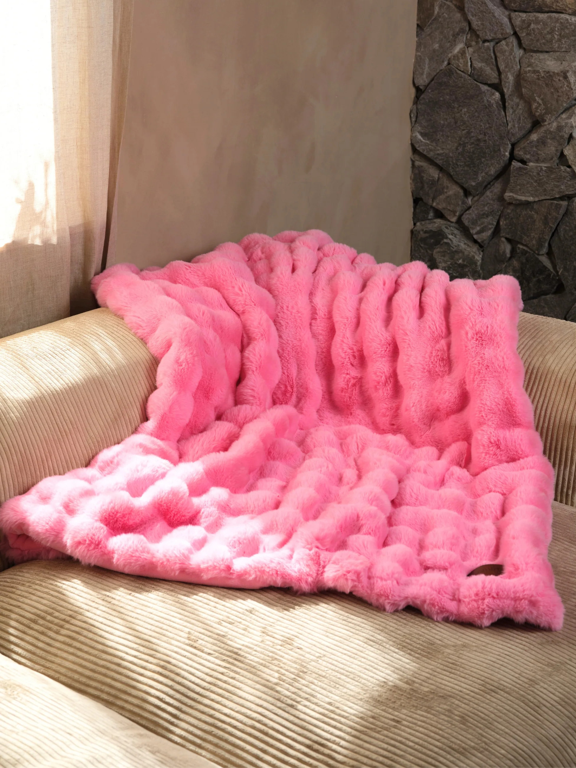 Comfrt Ember Heated Blanket | Cotton Candy | Comfrt