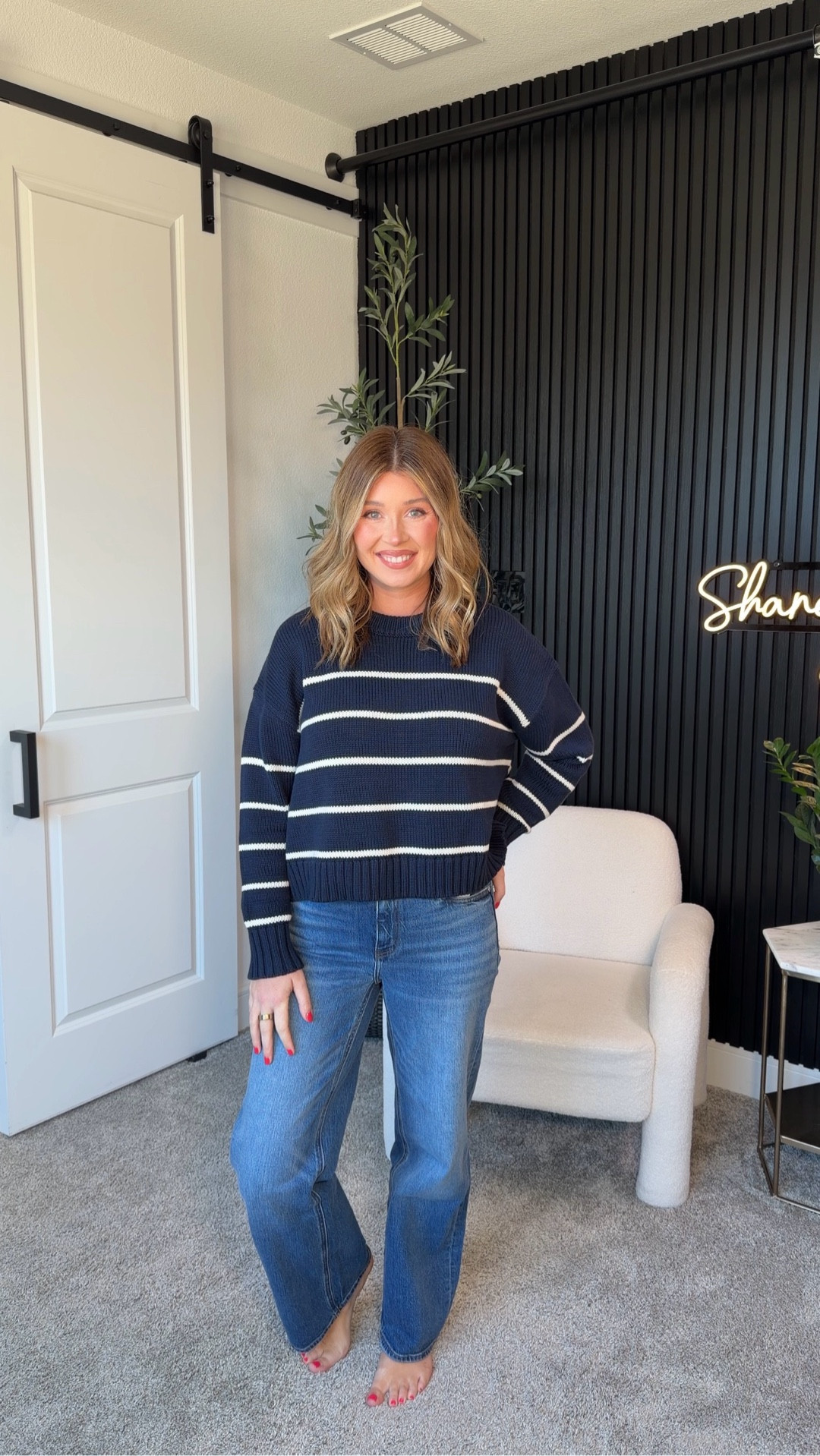 First review of @Quince 

Wearing a size medium sweater, 29 jeans (30” inseam), medium in both pieces of swimsuit. 

5’7 • 150lbs • 34DDD • waist 29.5” • hips 39"

#LTKgrwm