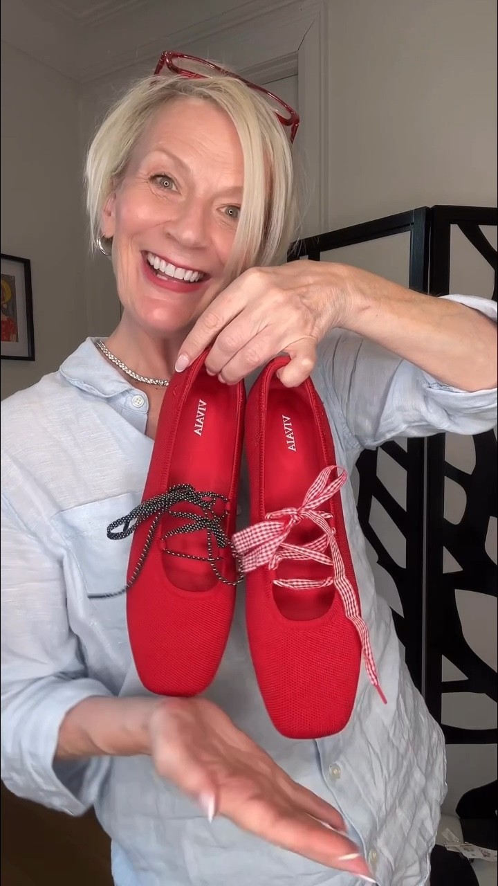 Miley!! Vivaia has done it again. A cute red shoe that comes with styling options. Comfortable as always! Adds a pop of colour to any outfit. Laces included!!! ❤️

#LTKover50style #LTKcanada #LTKsummer