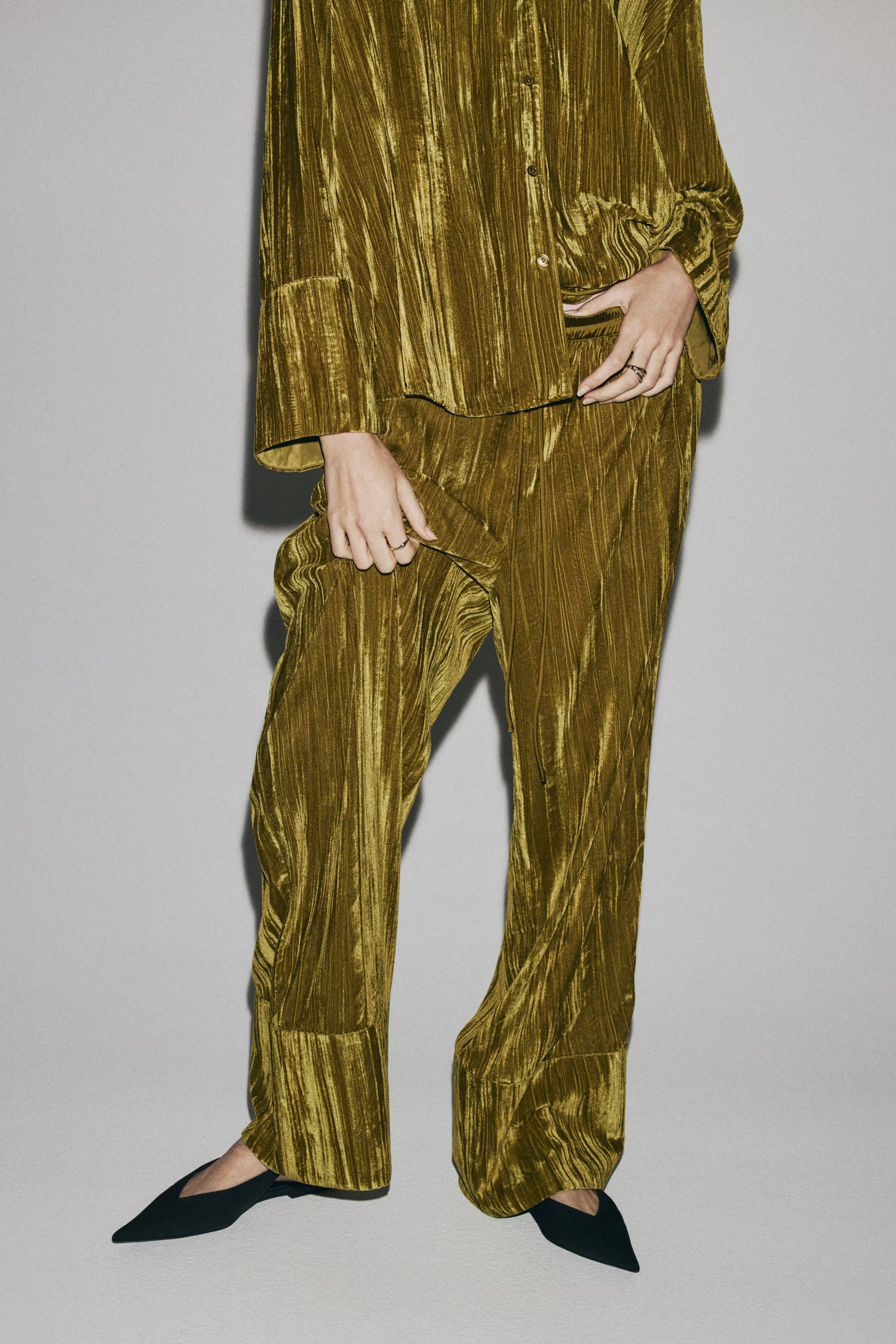 Fluwelen broek met drawstring | H&M (DE, AT, CH, NL, FI)