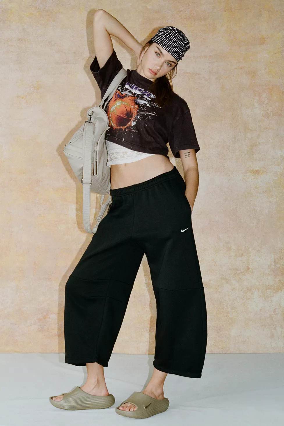 Nike Sportswear Phoenix Fleece Loose Cropped Barrel Pants | Urban Outfitters (US and RoW)