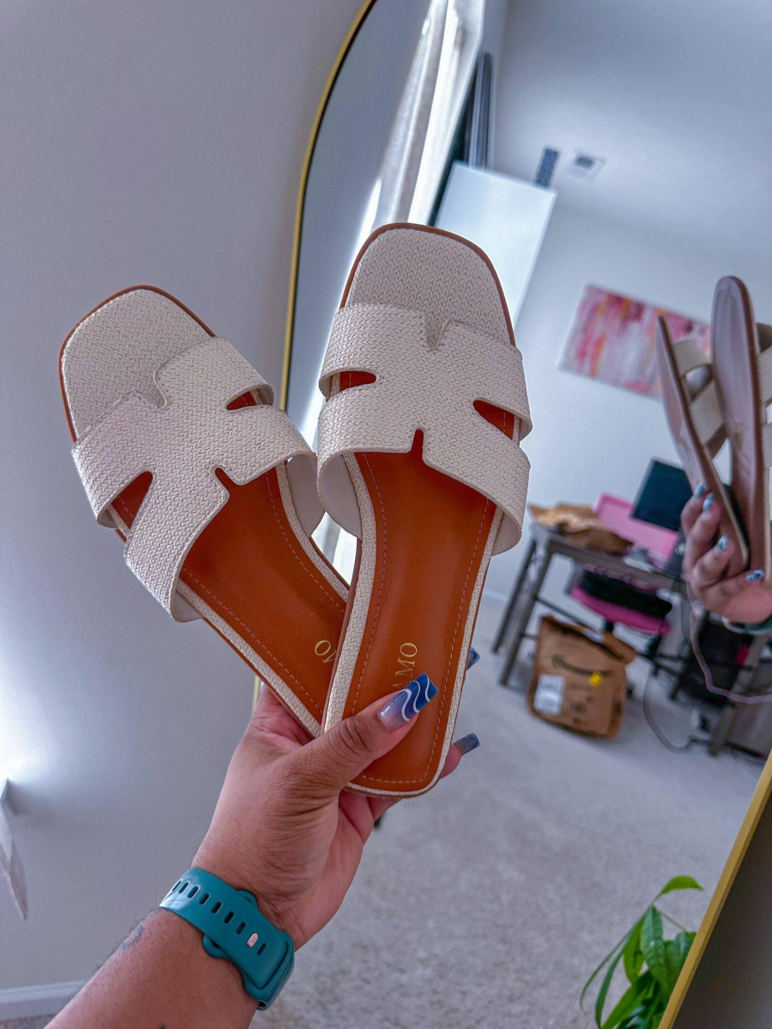 Runs small. Usually a 9 and sized up to a 10

#LTKShoeCrush #LTKFindsUnder50