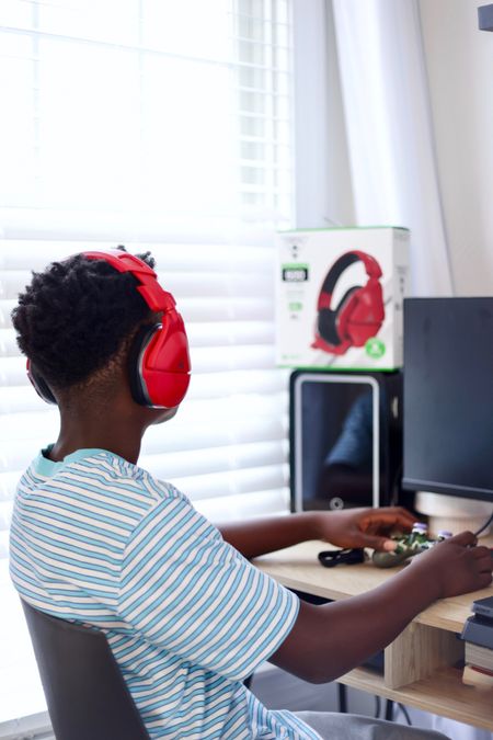 #ad Right now, Joshua is really into gaming gadgets and this Turtle Beach Gen 2 Max Wireless headset from @target is a cool tech.  #targetpartner Do you have teen boys who enjoy gaming? This is a great gift idea for boys for the holidays and I’ll link it on my LTK page. #Target  #TargetTopTech #TopTech #Holidaygifts #ltkhome #ltkfamily 

#LTKSeasonal #LTKHoliday #LTKGiftGuide